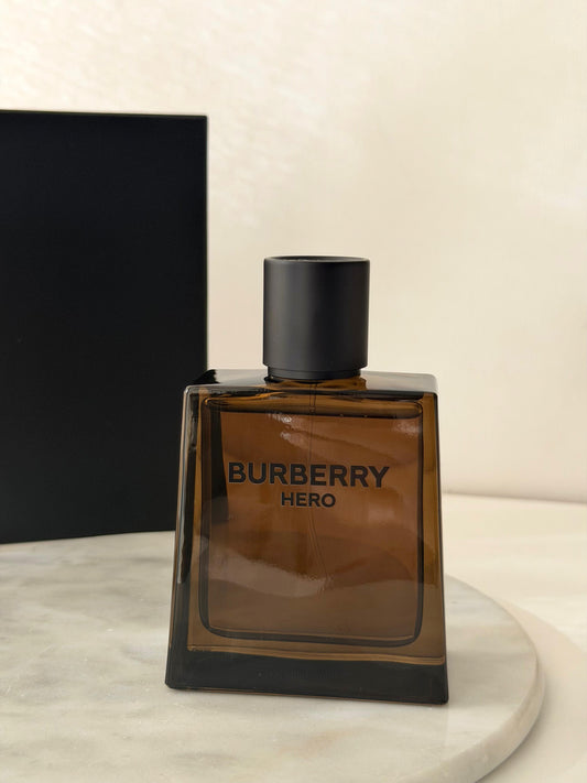 BURBERRY Hero Parfum Intense