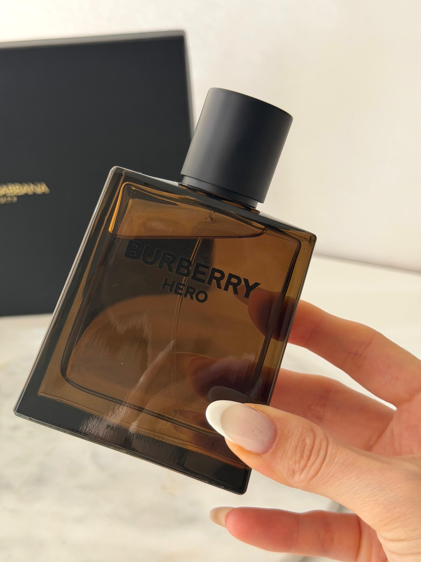 BURBERRY Hero Parfum Intense