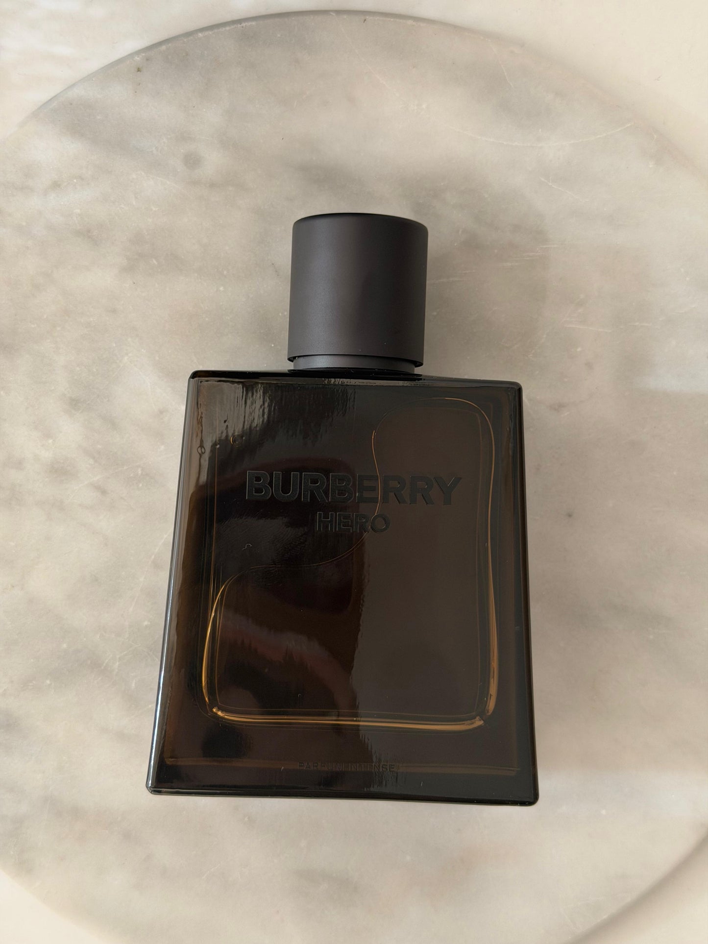BURBERRY Hero Parfum Intense