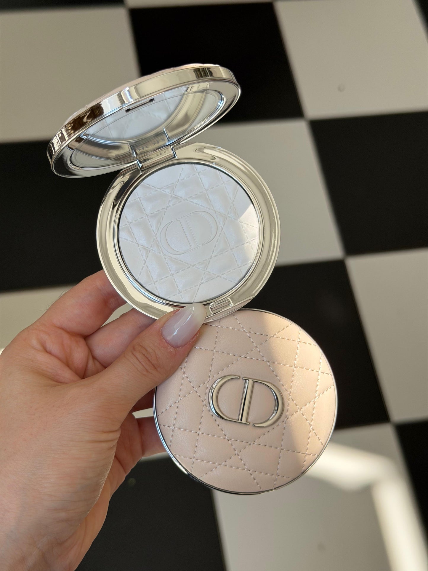 DIOR Forever Nude Radiant Filter - Compact Powder (00)