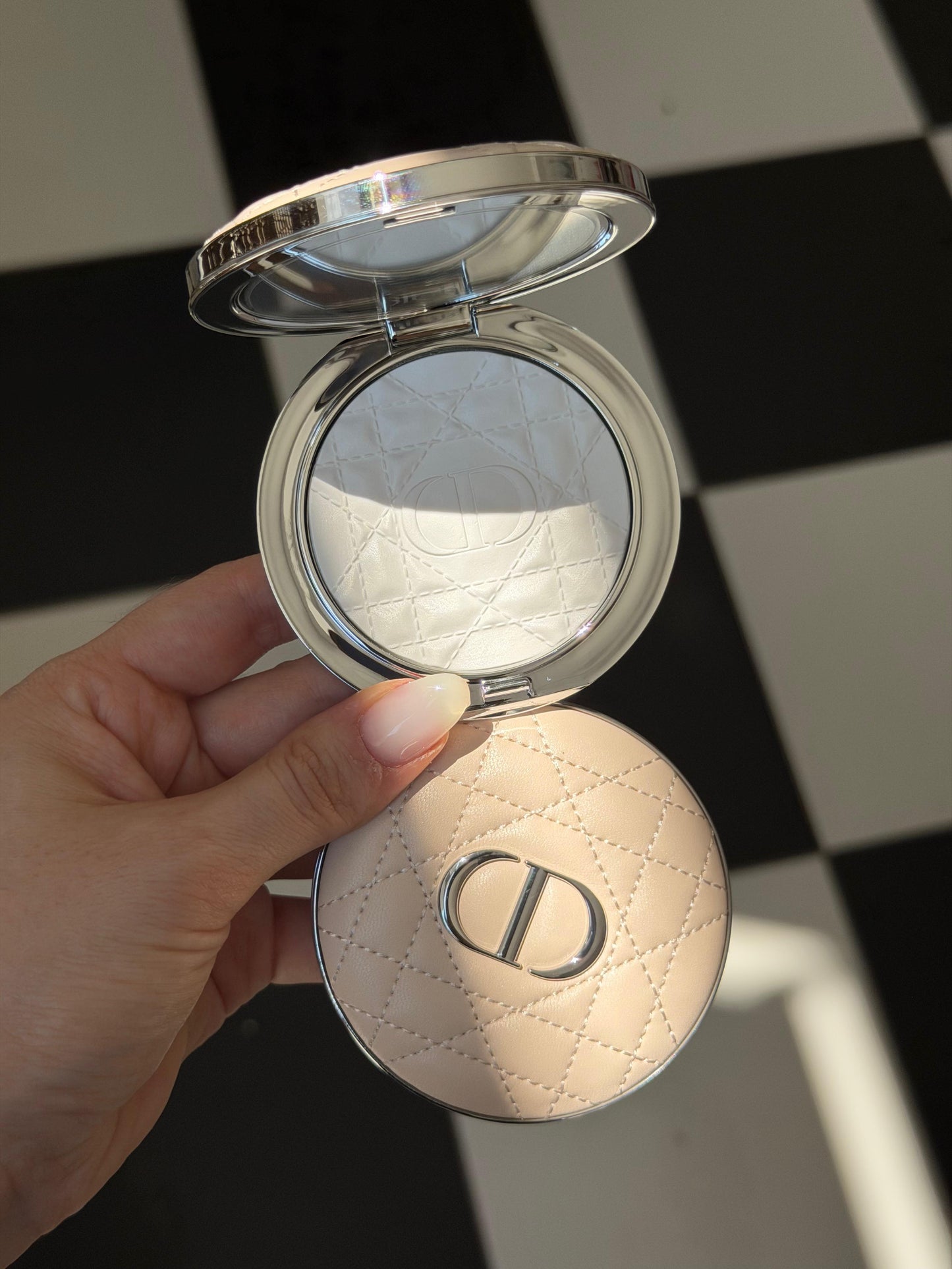 DIOR Forever Nude Radiant Filter - Compact Powder (00)