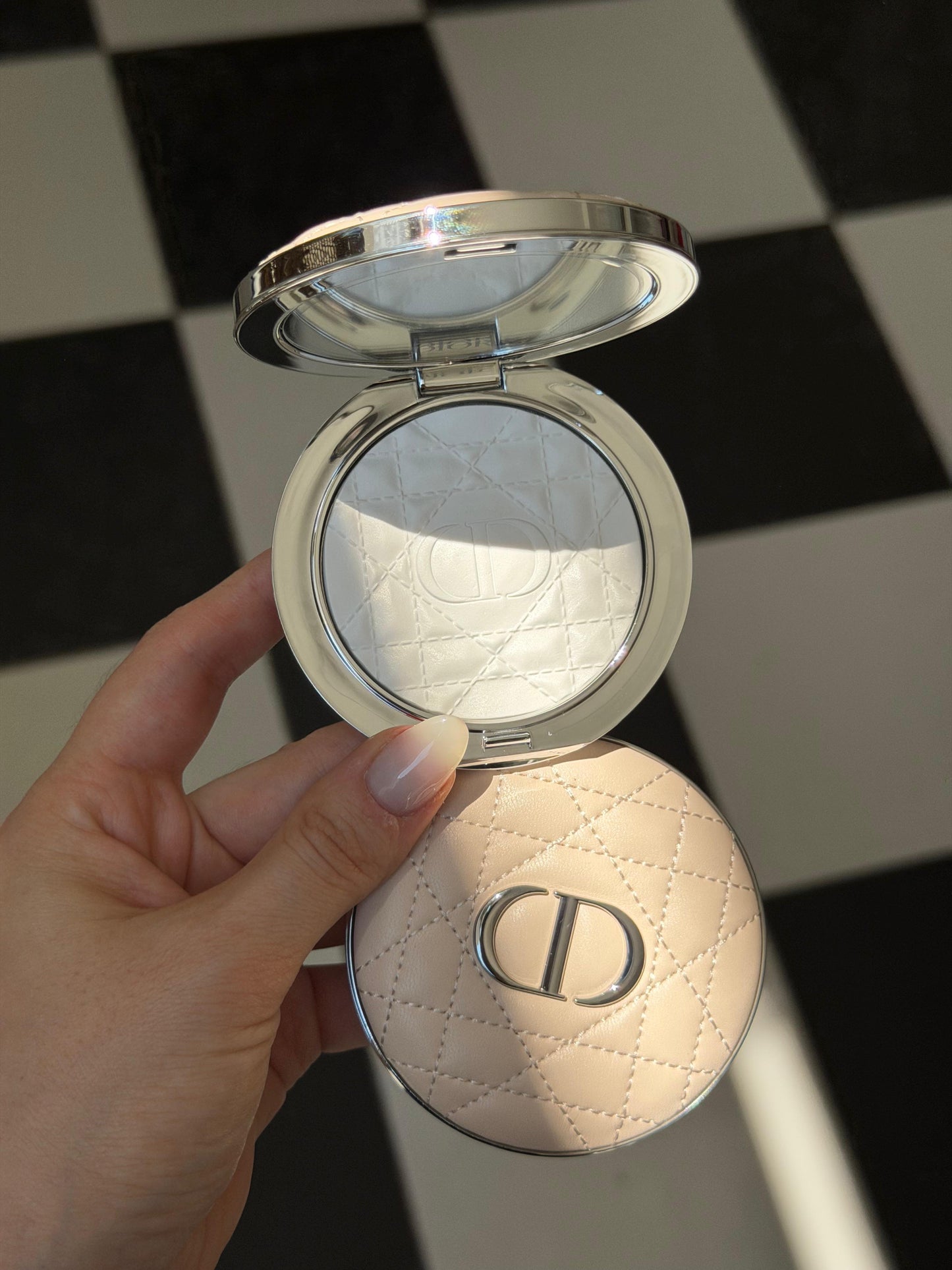 DIOR Forever Nude Radiant Filter - Compact Powder (00)