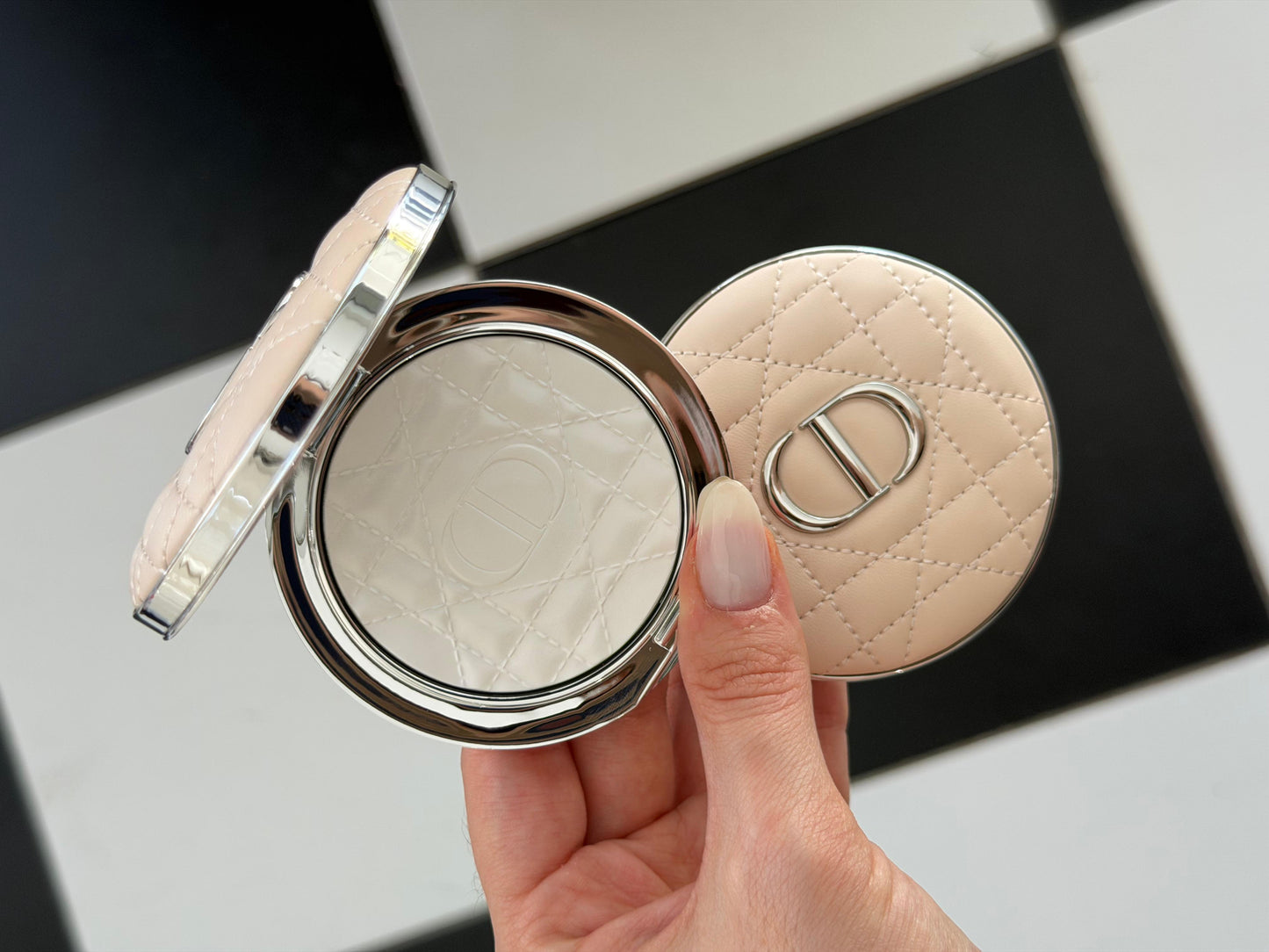 DIOR Forever Nude Radiant Filter - Compact Powder (00)