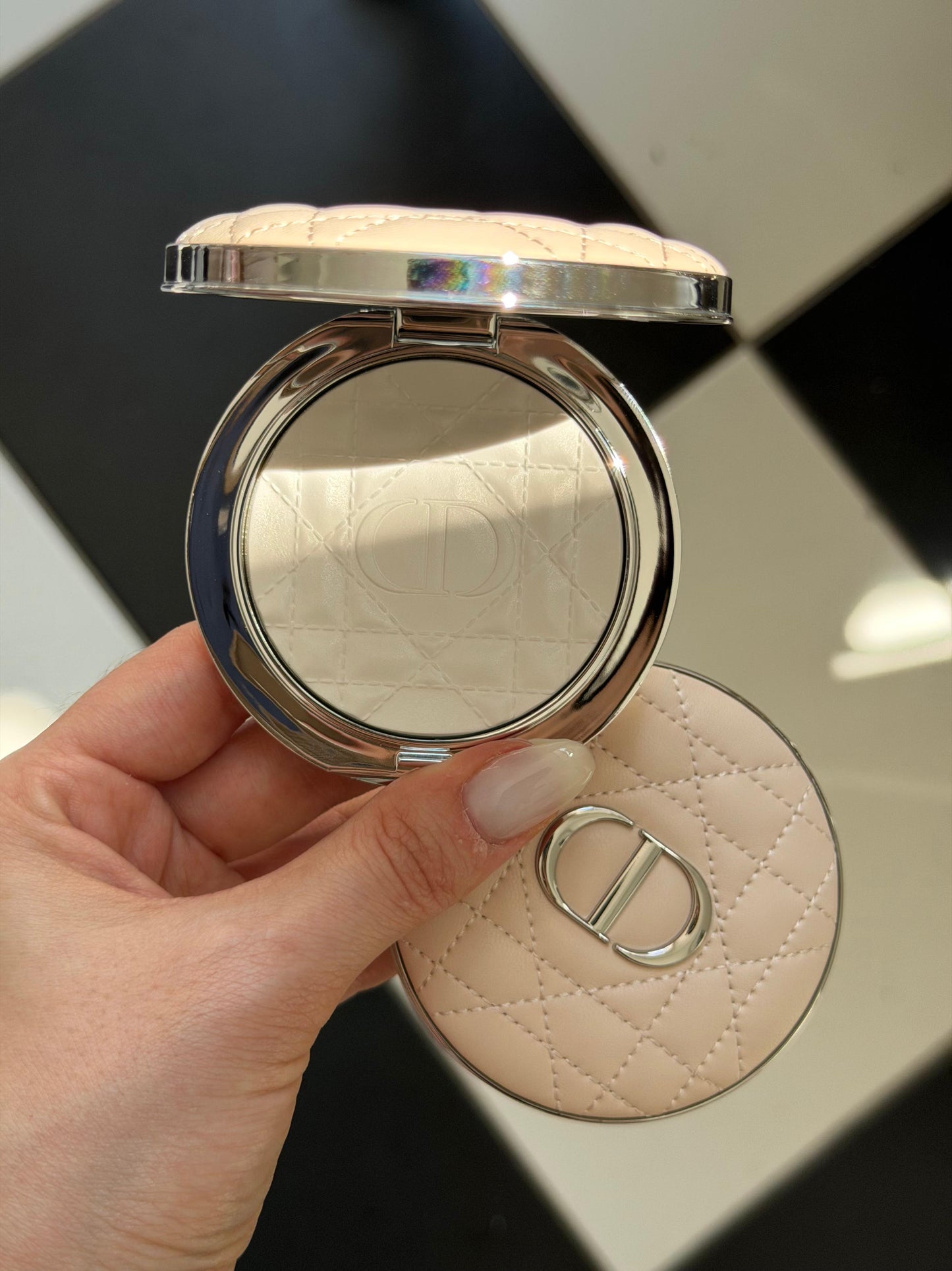 DIOR Forever Nude Radiant Filter - Compact Powder (00)