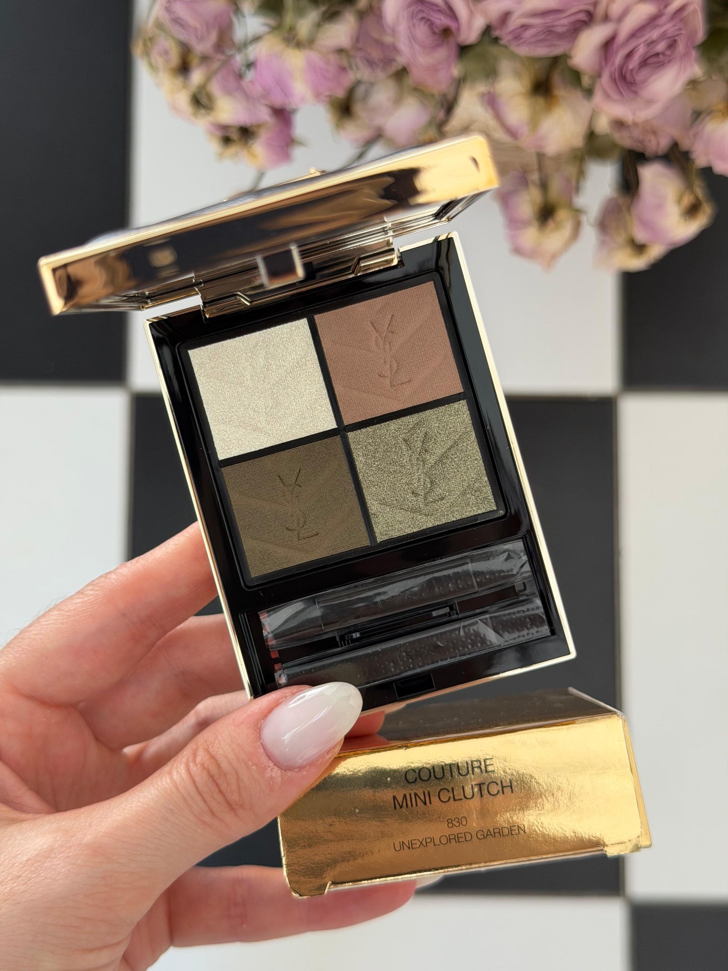 YSL Couture Mini Clutch Luxury Eyeshadow Palette (830)