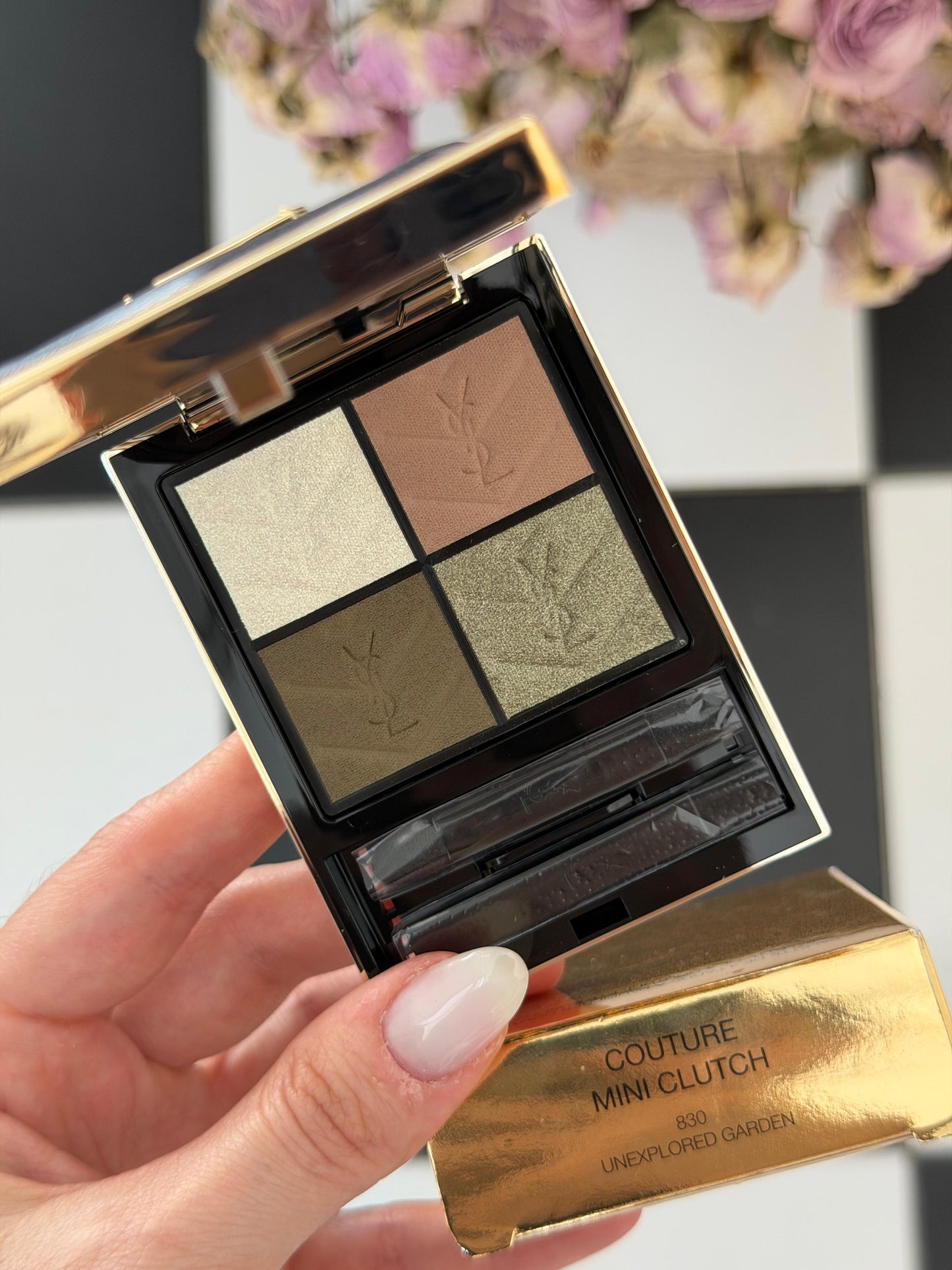 YSL Couture Mini Clutch Luxury Eyeshadow Palette (830)