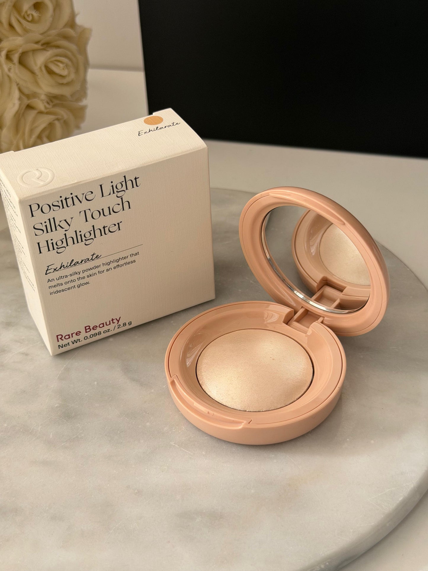 RARE BEAUTY Positive Light Silky Touch Highlighter - Exhilarate