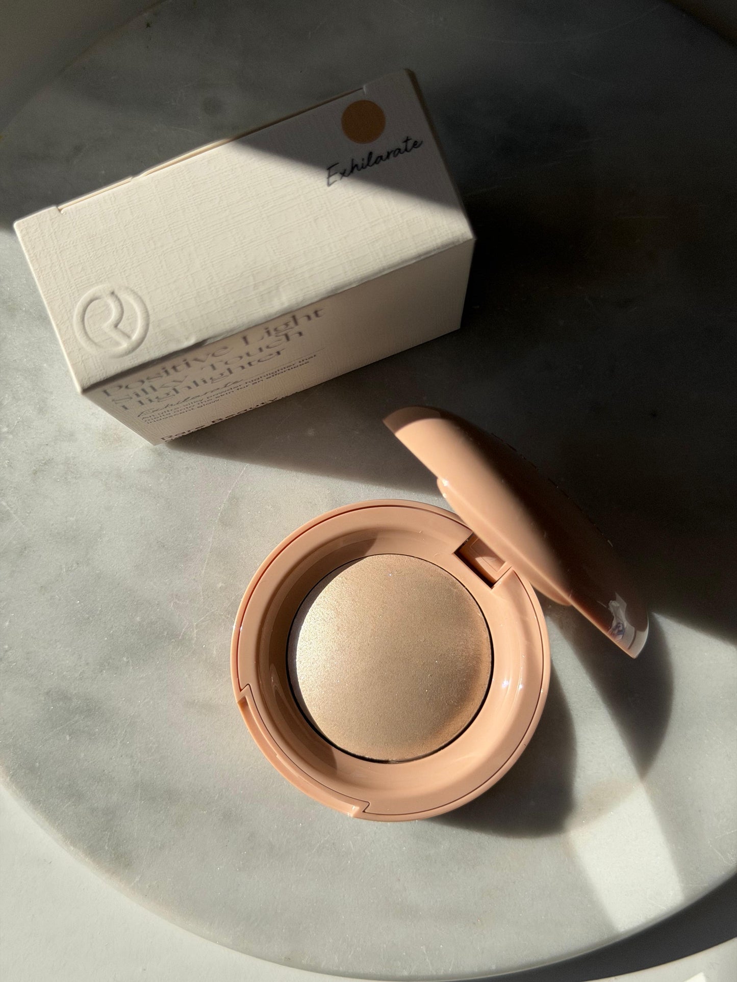 RARE BEAUTY Positive Light Silky Touch Highlighter - Exhilarate