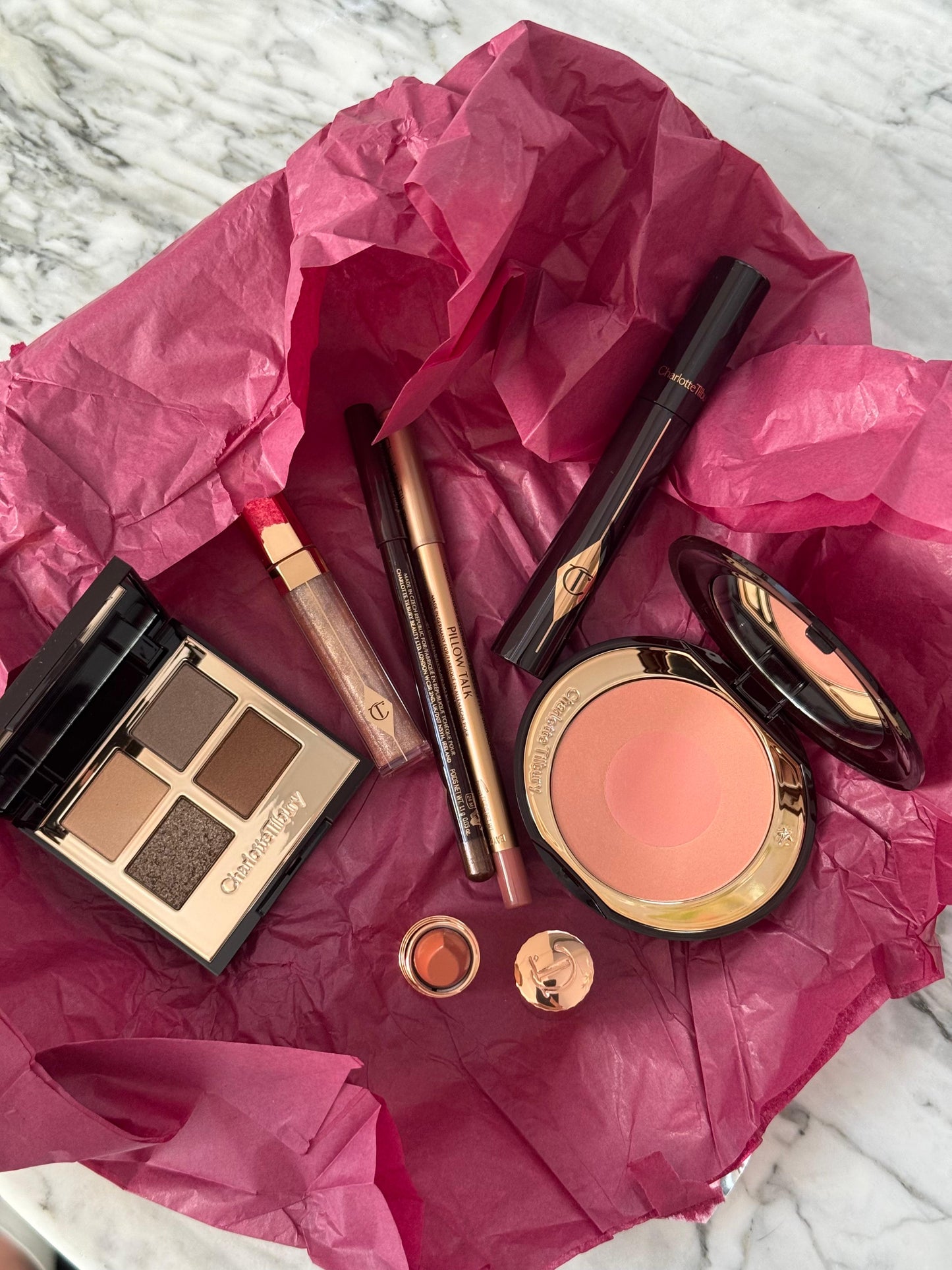 CHARLOTTE TILBURY Make Up Bag - The Pillow Talk Look Set