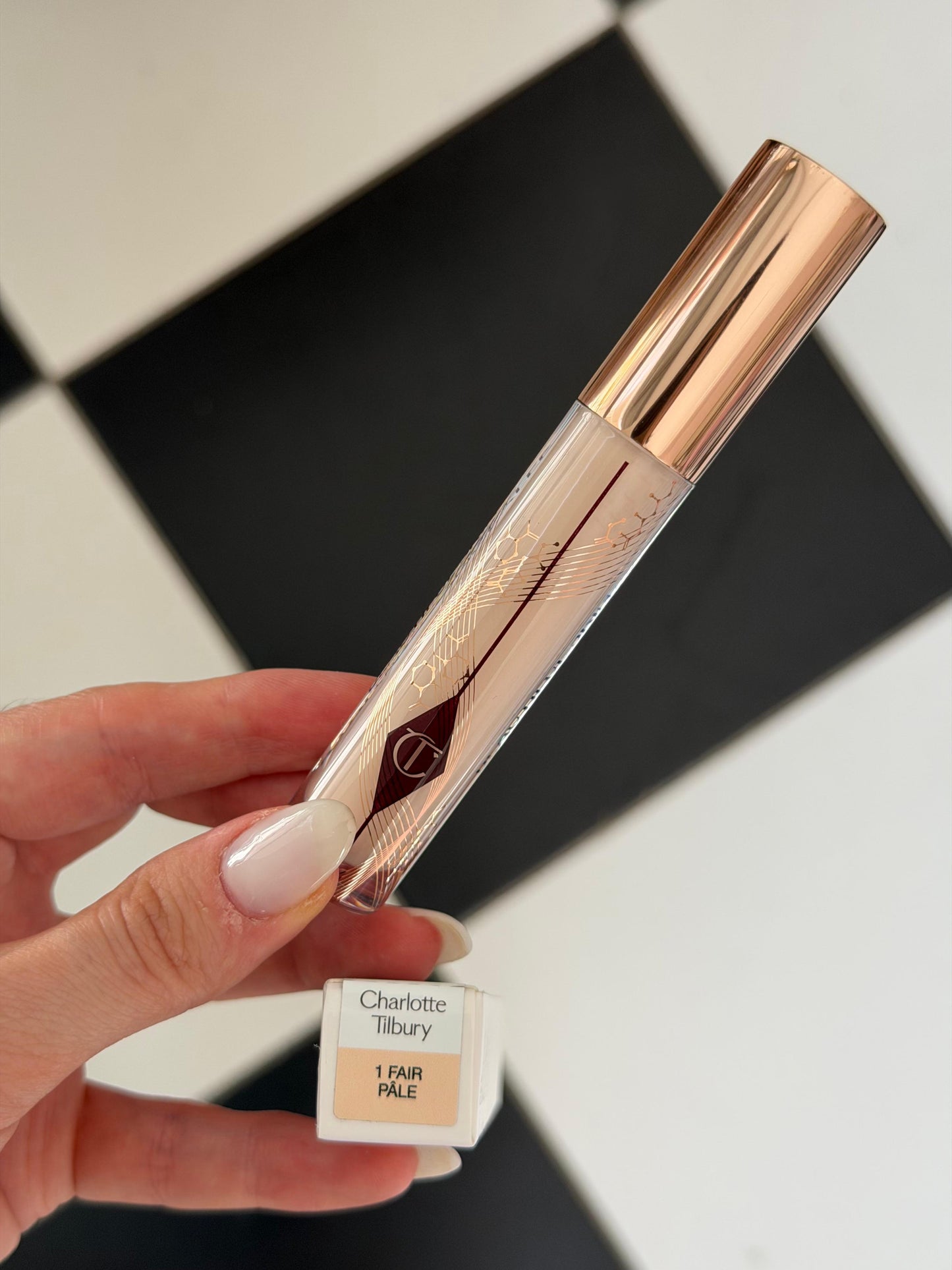 CHARLOTTE TILBURY Beautiful Skin Radiant Concealer (1 Fair)