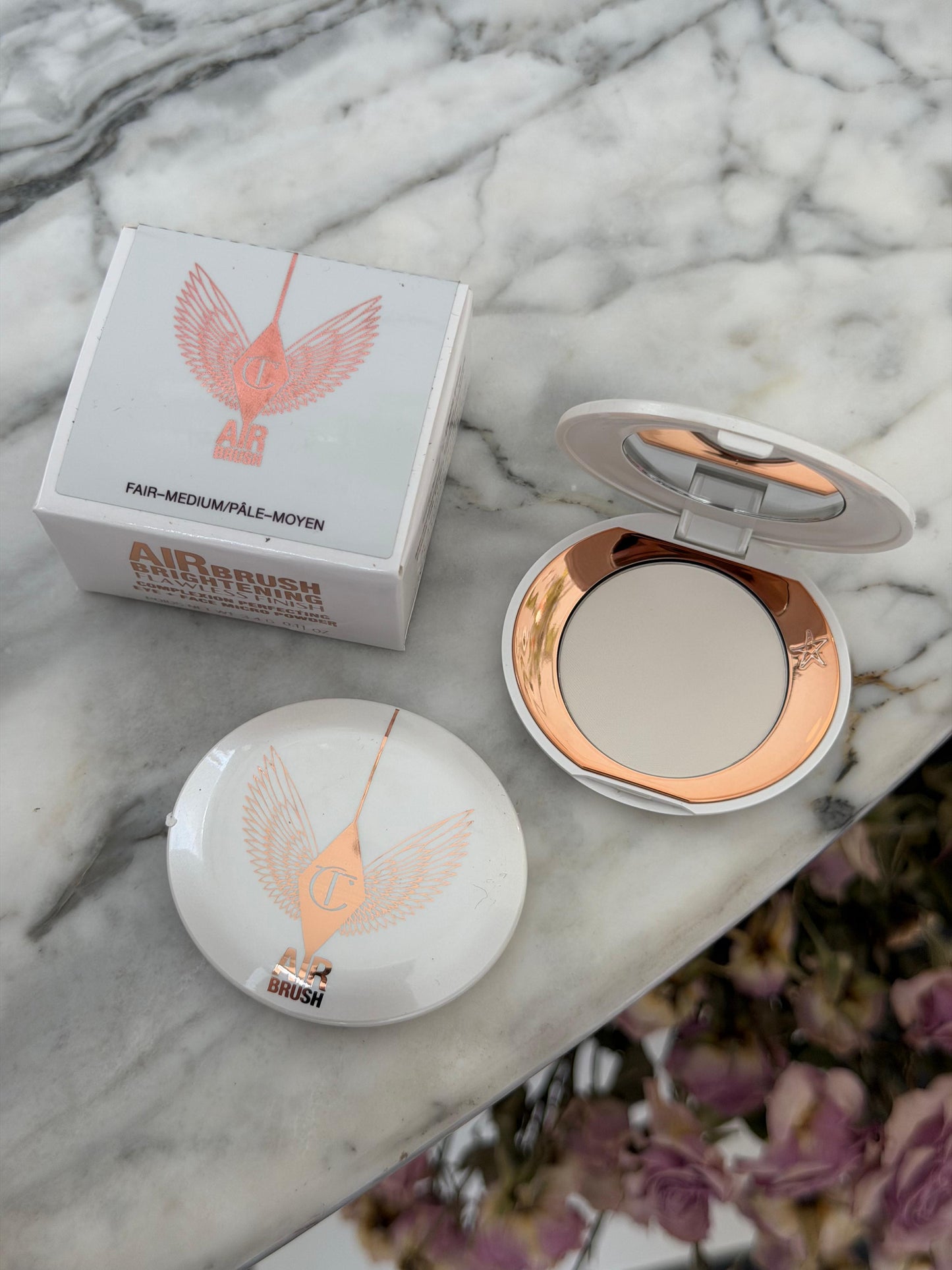 CHARLOTTE TILBURY Airbrush Brightening Flawless Finish - Fair-Medium