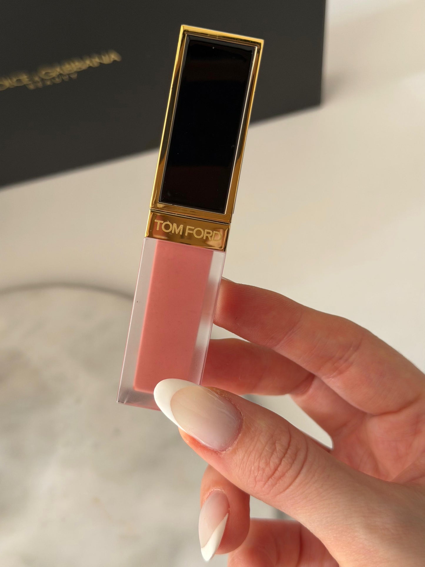 TOM FORD Liquid Lip Luxe Matte
Longwearing, Transfer-Resistant Liquid Lipstick (100)