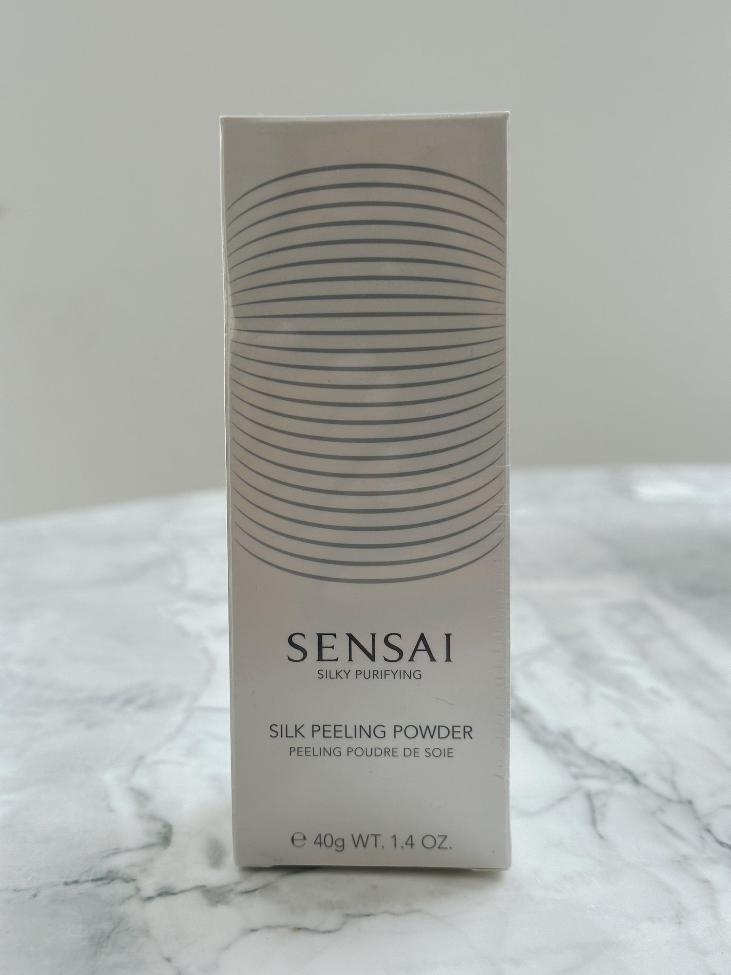 SENSAI Silky Purifying
Silk Peeling Powder