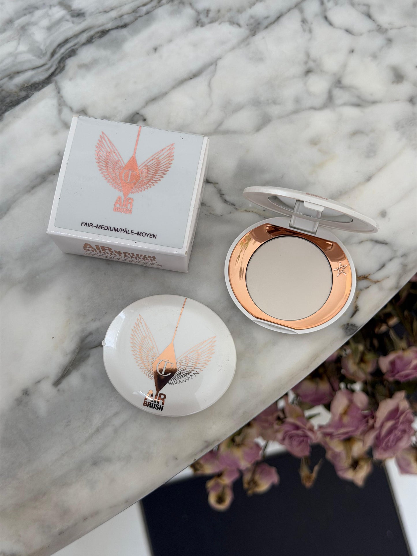 CHARLOTTE TILBURY Airbrush Brightening Flawless Finish - Fair-Medium