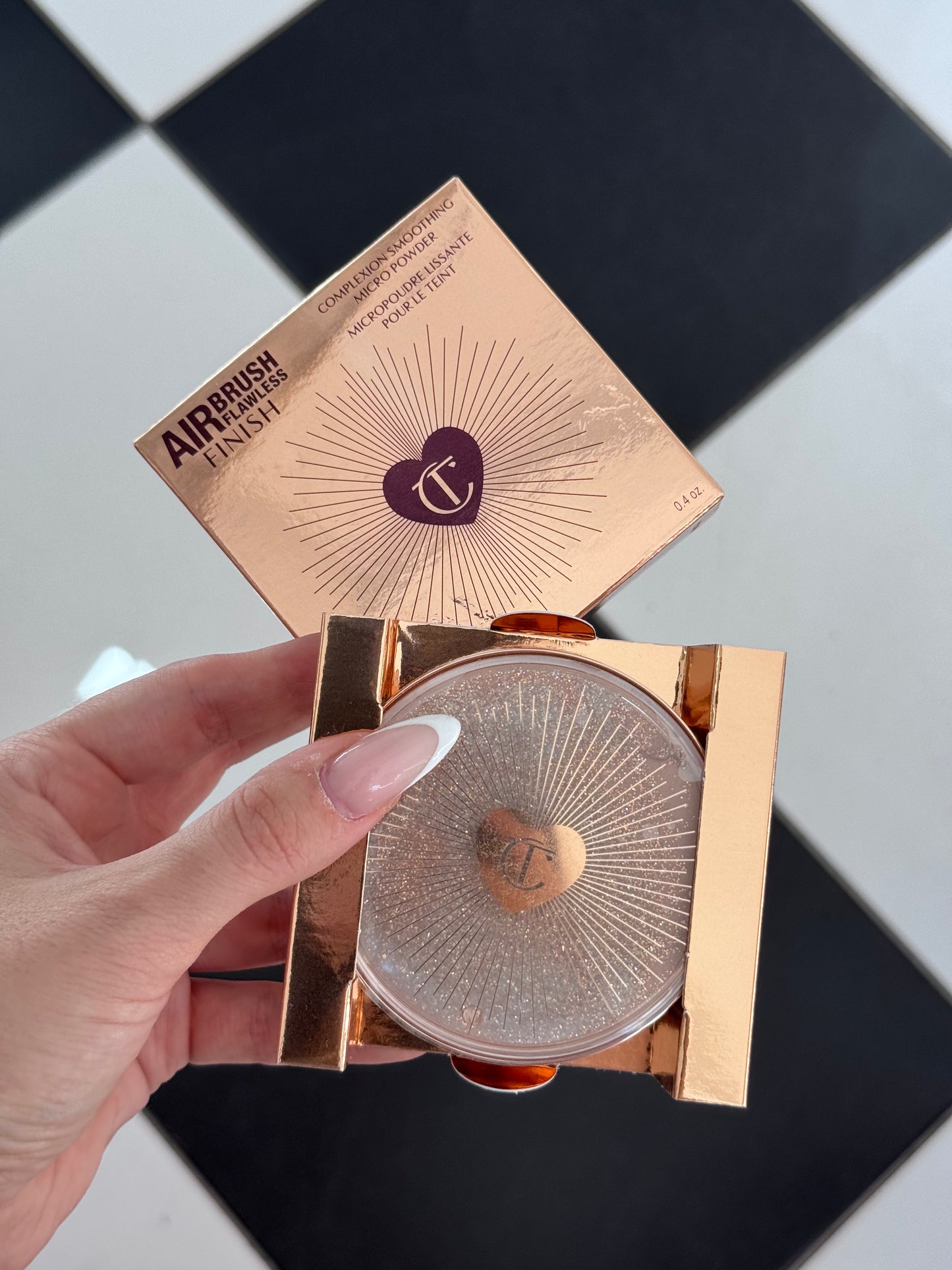 CHARLOTTE TILBURY Airbrush Flawless Finish - Complexion Smoothing Micro Powder (0)
