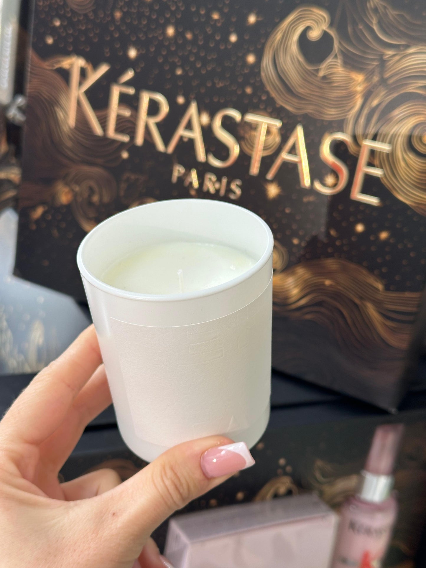 KÉRASTASE Scented Candle - Limited Edition