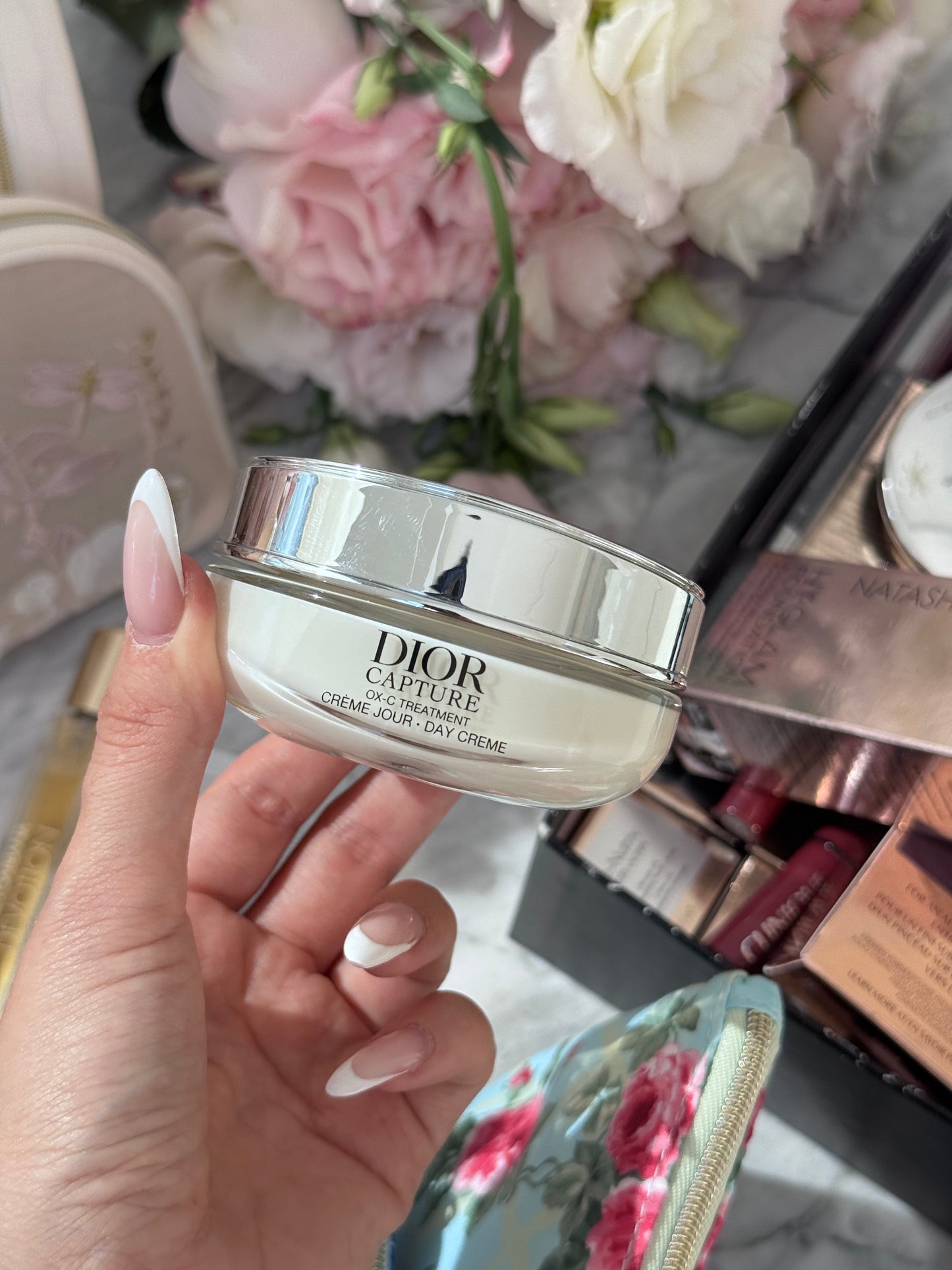 DIOR Capture OX-C Treatment Day 
Cream
Face and Neck Cream - High-Performance Anti-Aging Correction - Wrinkles and Firmness