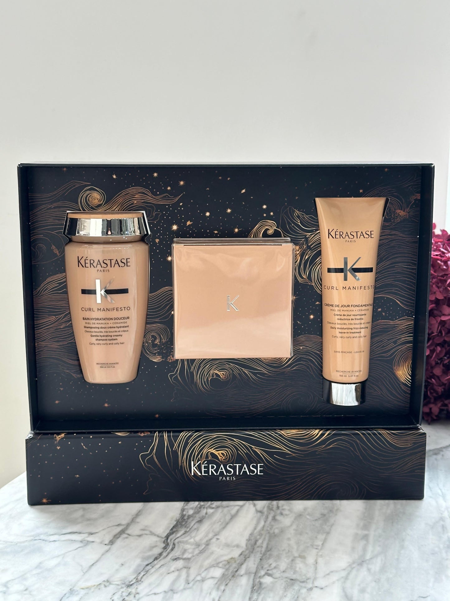 KÉRASTASE Curl Manifesto Gift Set
Nourishment For Curly And Frizzy Hair