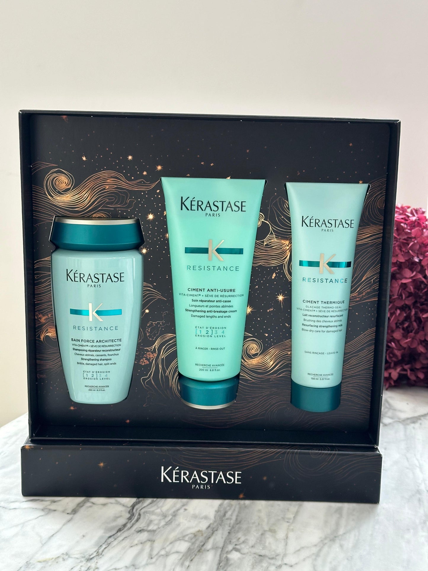 KÉRASTASE Résistance
Gift Set 3-Step Repairing Routine For Damaged Hair