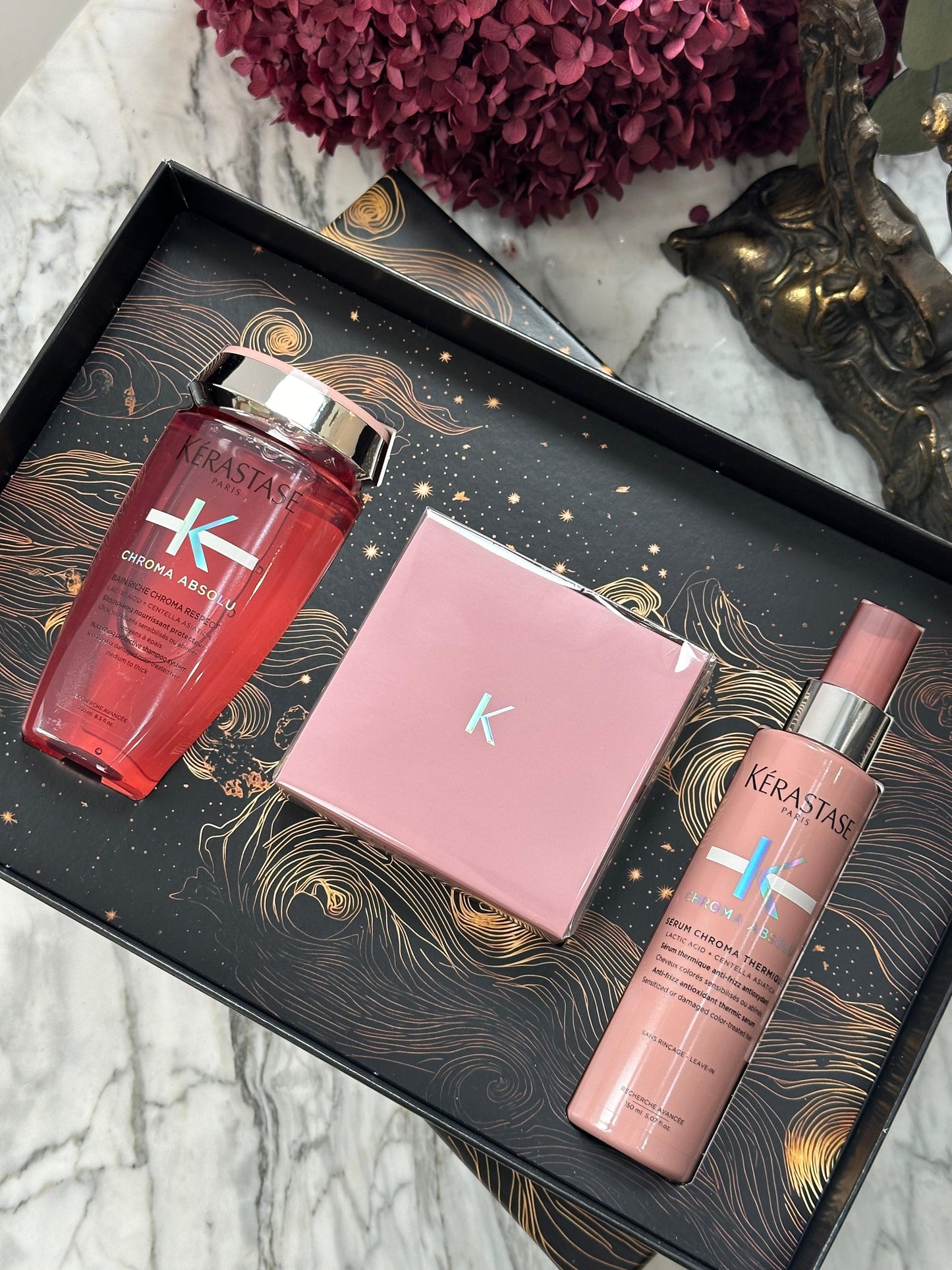 KÉRASTASE Chroma Absolu Trio Gift Set
For Glamourous-Looking Hair