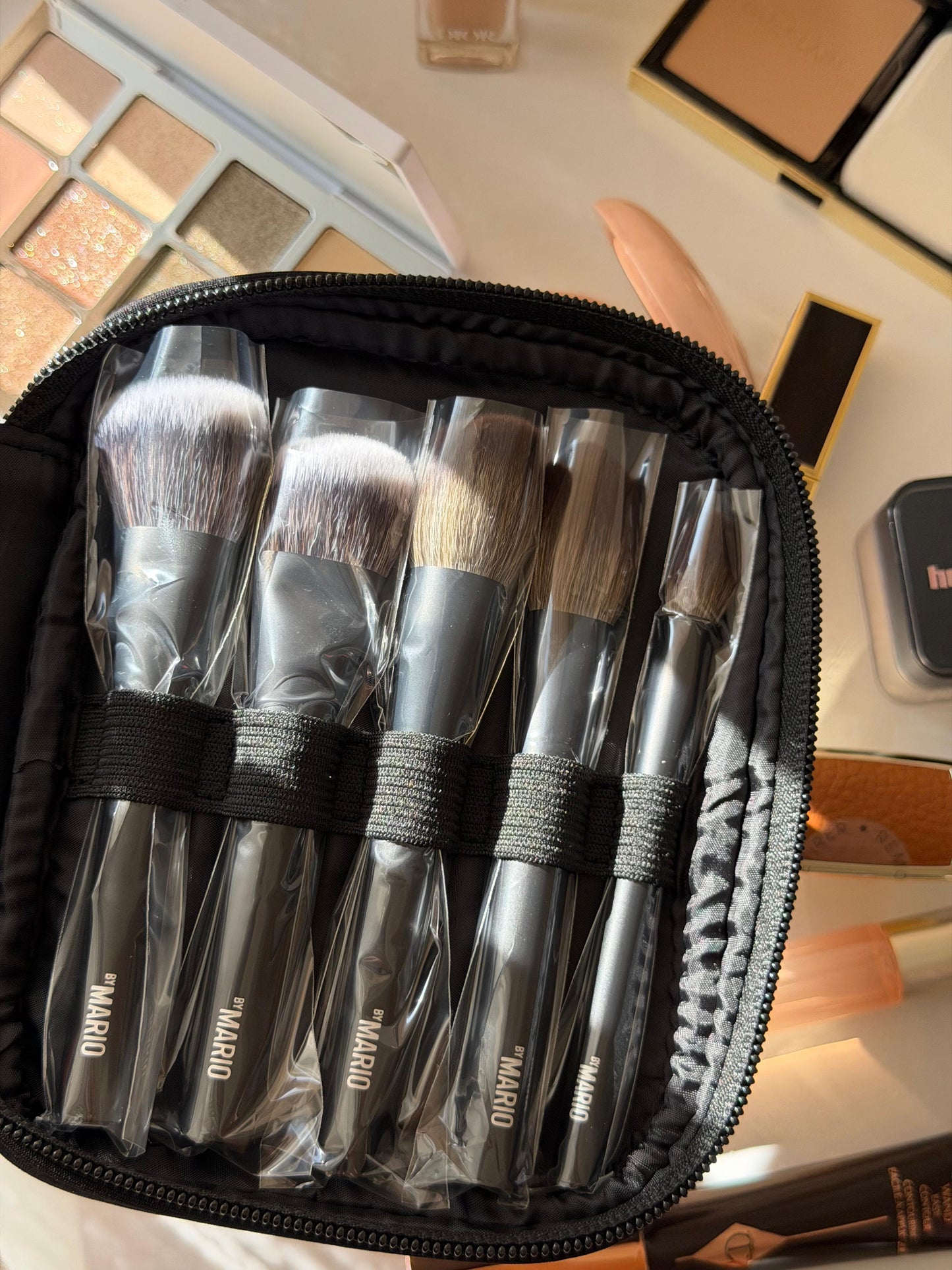 MAKEUP BY MARIO Essential Brush Kit