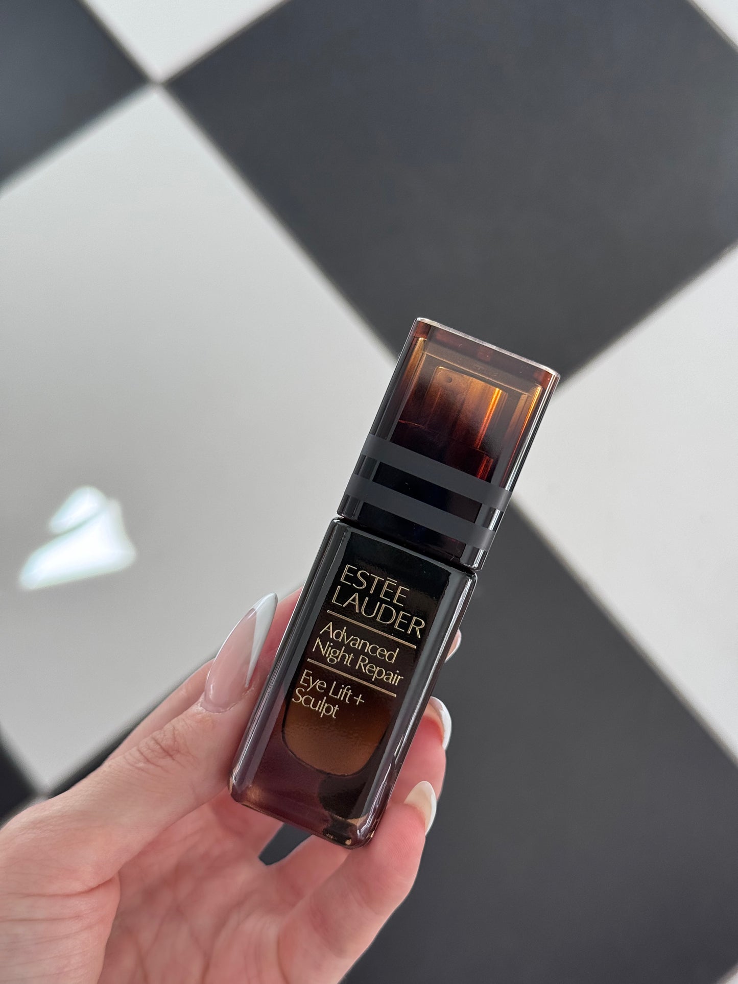 ESTEE LAUDER Advanced Night Repair Eye Lift & Sculpt - Eye Cream