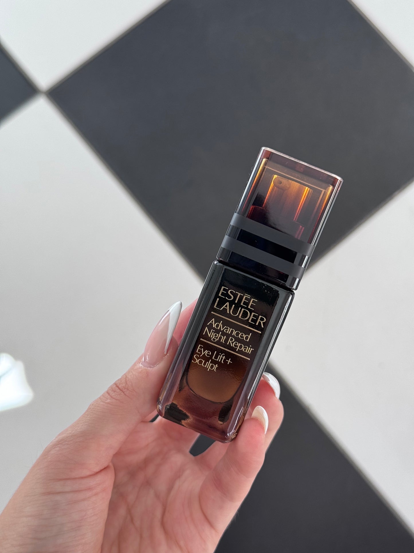 ESTEE LAUDER Advanced Night Repair Eye Lift & Sculpt - Eye Cream