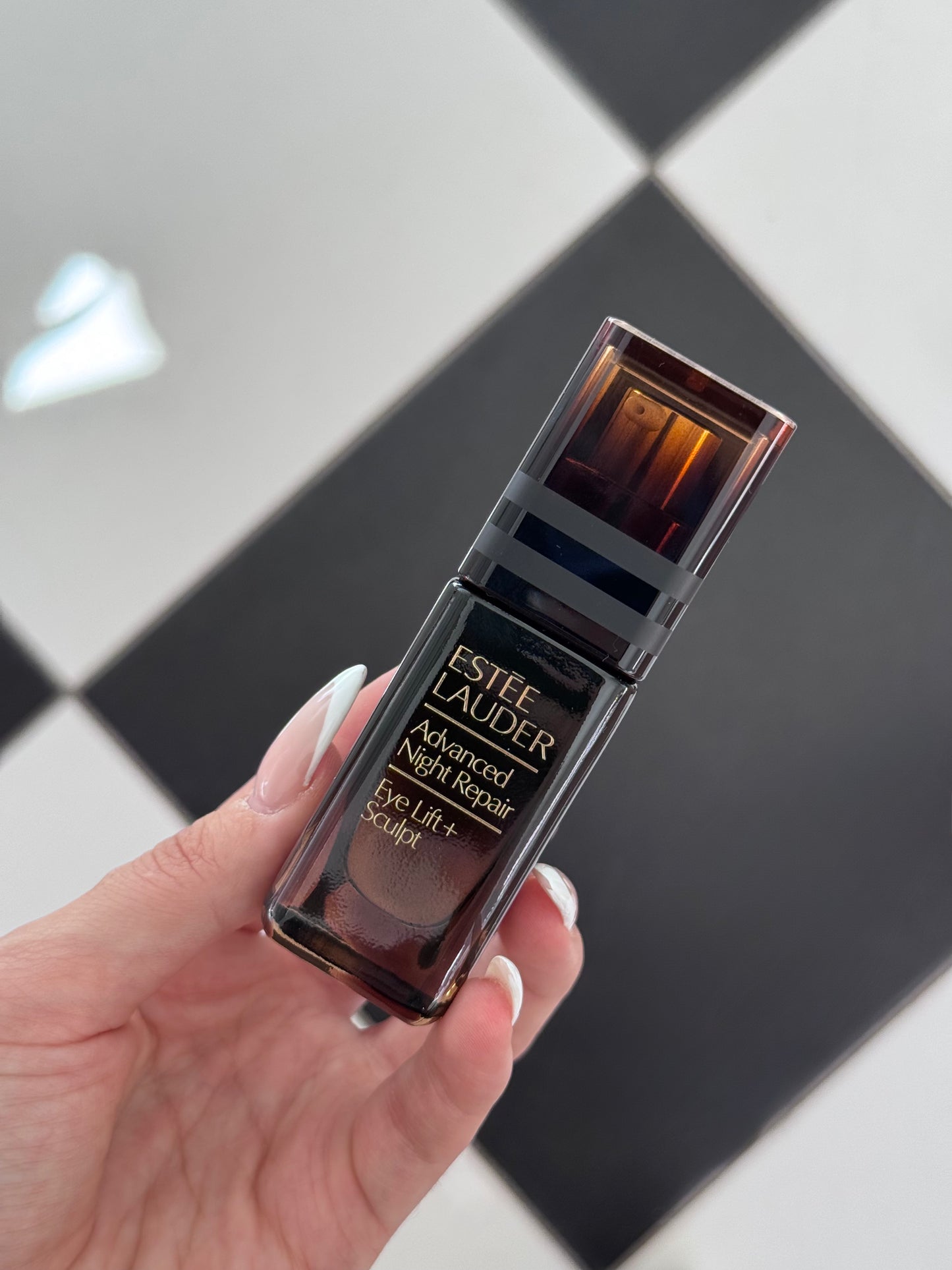 ESTEE LAUDER Advanced Night Repair Eye Lift & Sculpt - Eye Cream