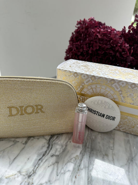 DIOR Beauty Gold Pouch