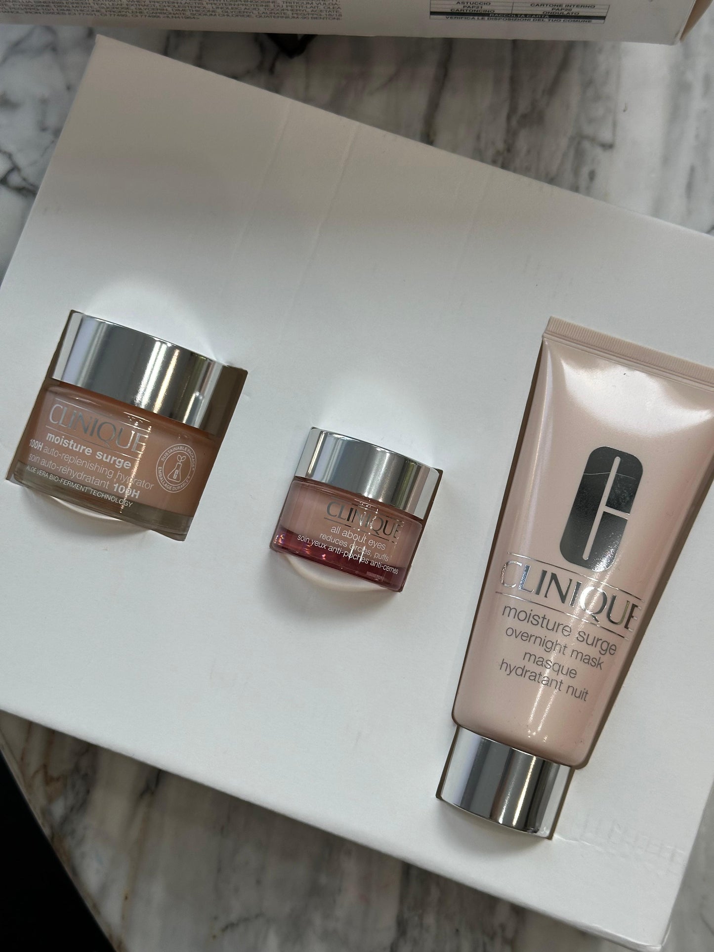 CLINIQUE
Beauty Routine Idratazione Profonda - Full Size Set