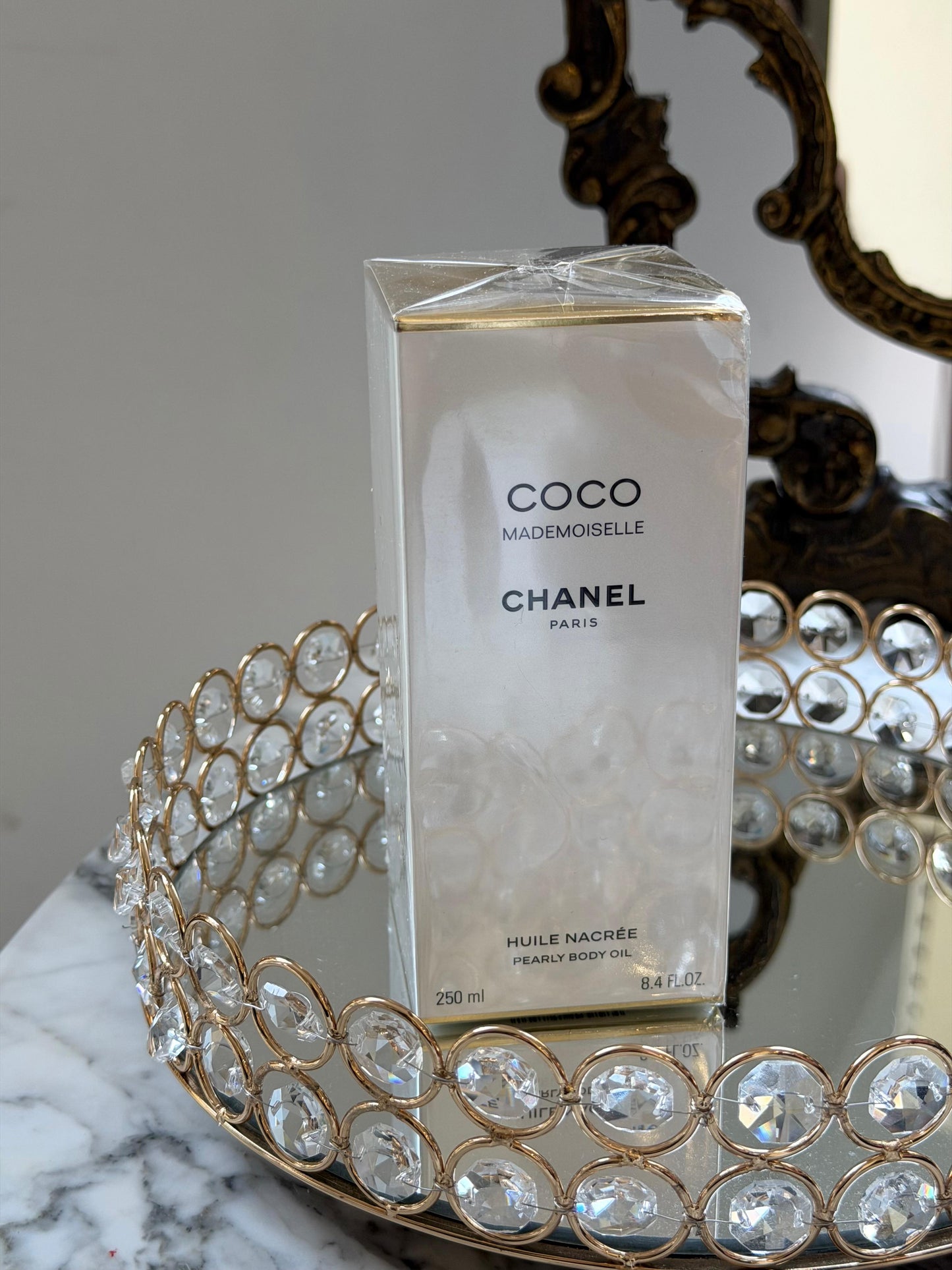 CHANEL Coco Mademoiselle Pearly Body Oil