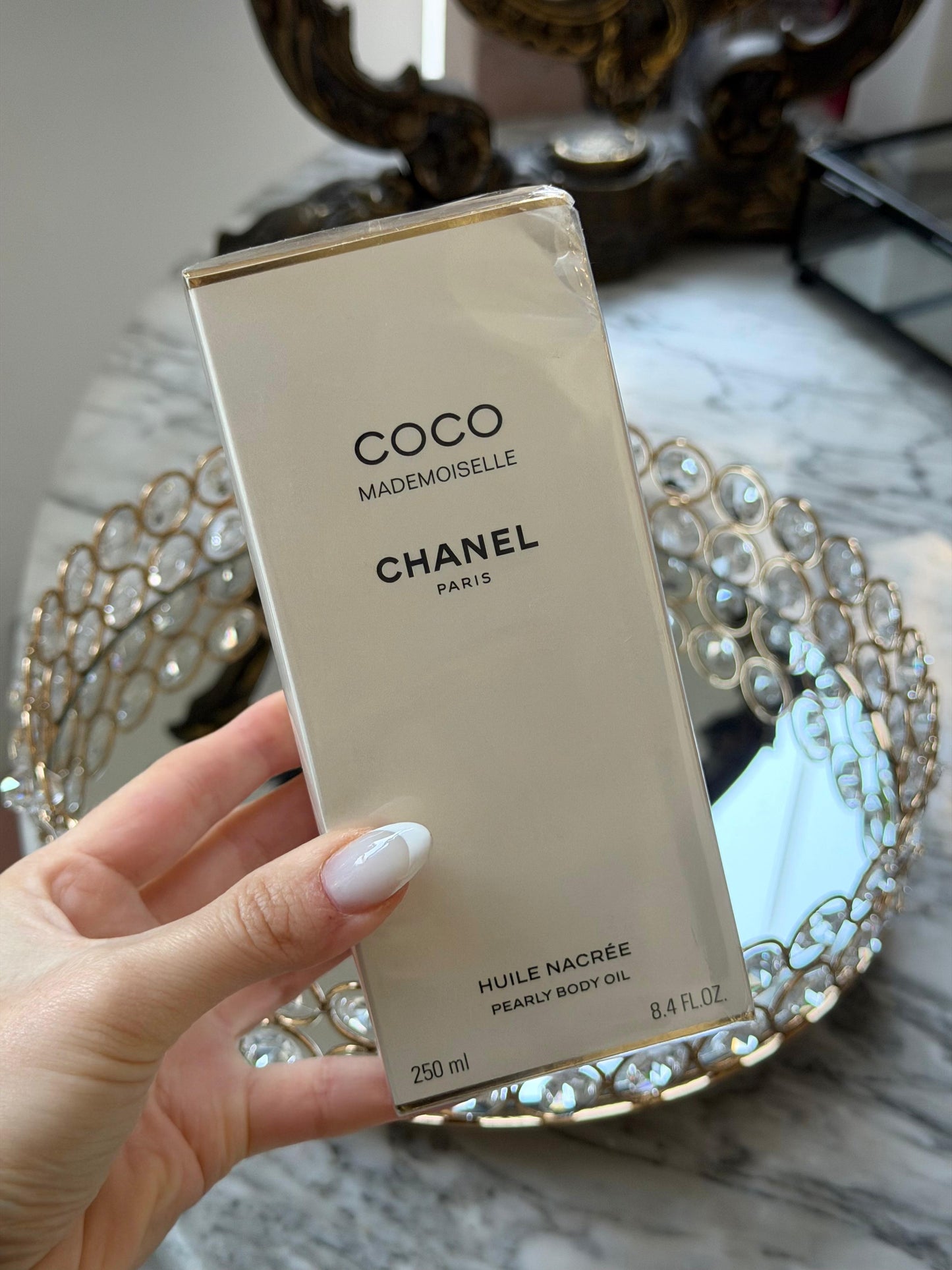 CHANEL Coco Mademoiselle Pearly Body Oil