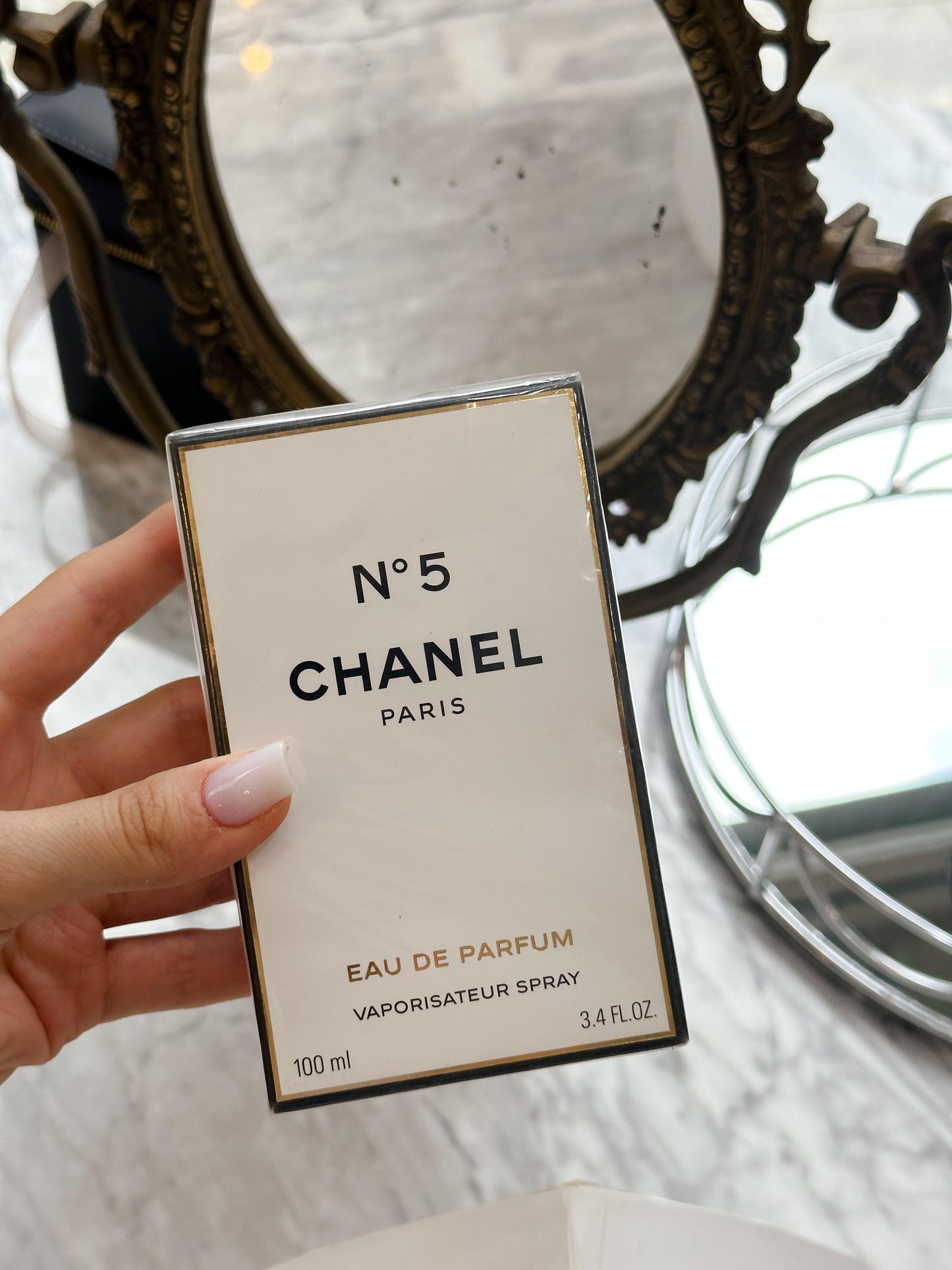 CHANEL N°5 Eau De Parfum Spray