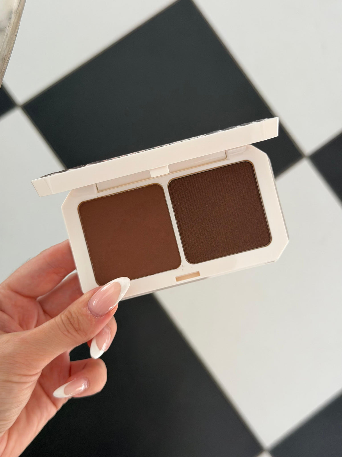 FENTY Bronzer & Highlighter Palette (Blur 01 + Glow 02)
