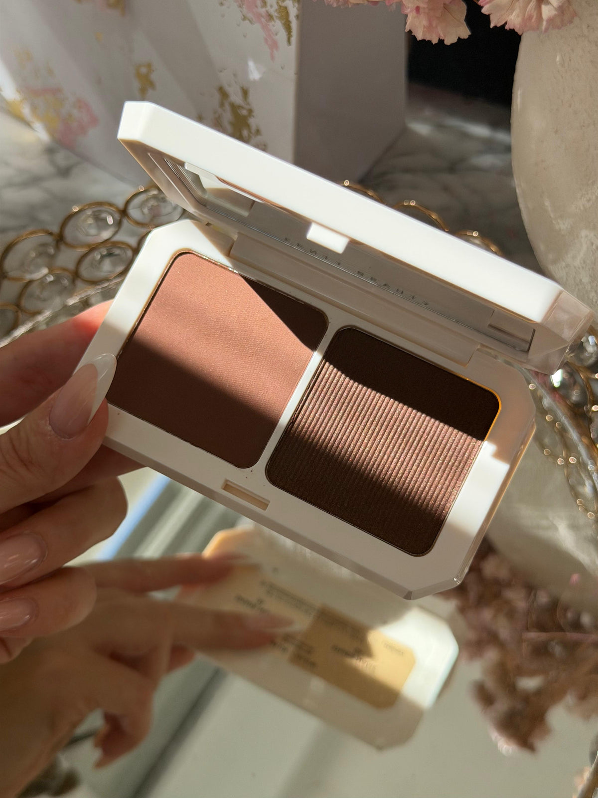FENTY Bronzer & Highlighter Palette (Blur 01 + Glow 02)