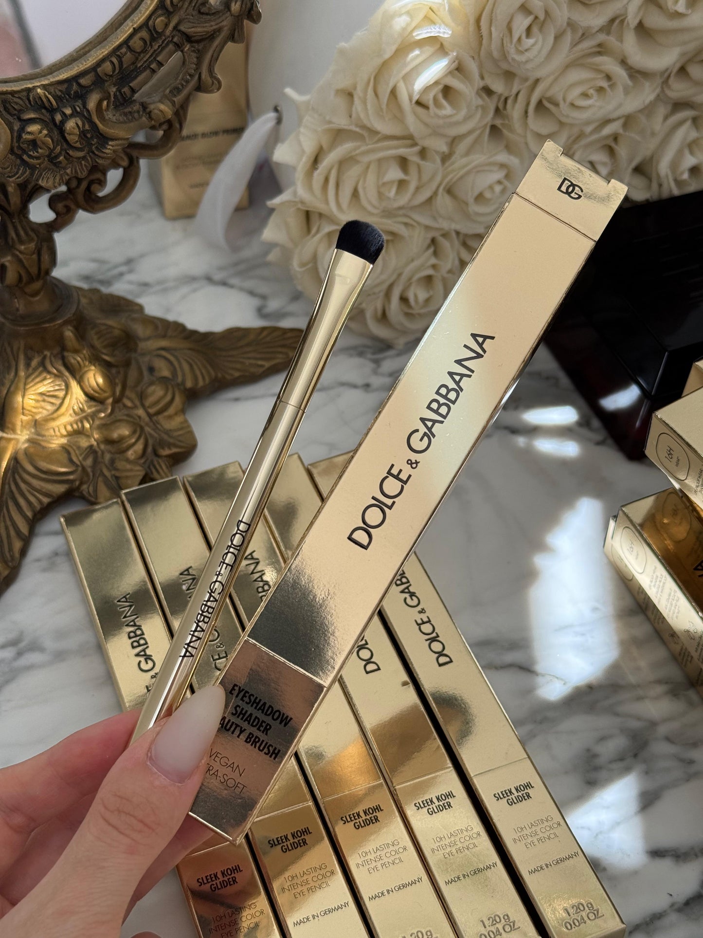 DOLCE&GABBANA Eyeshadow Shader Beauty Brush
Vegan - Ultra-Soft