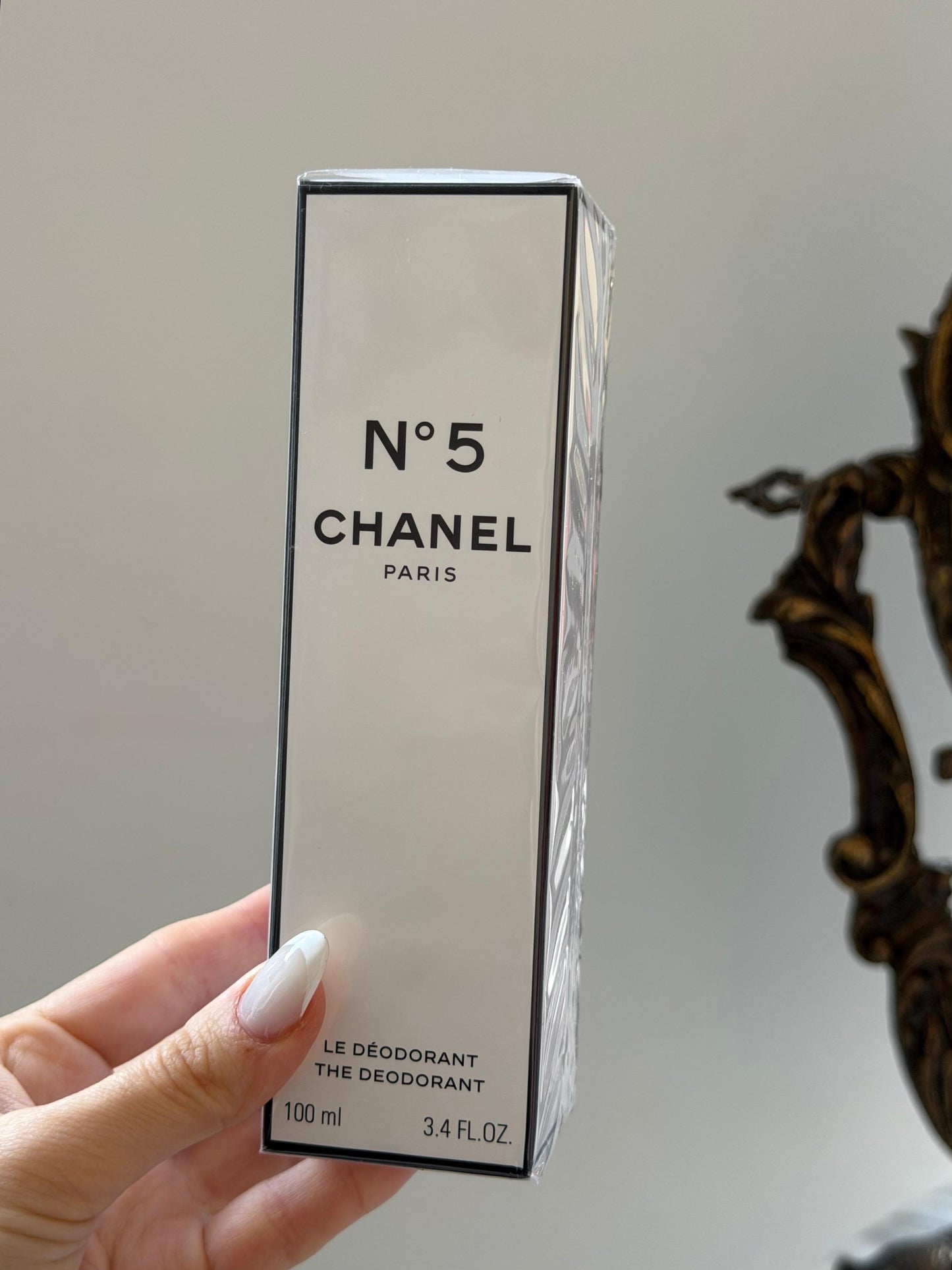 CHANEL N°5
The Deodorant