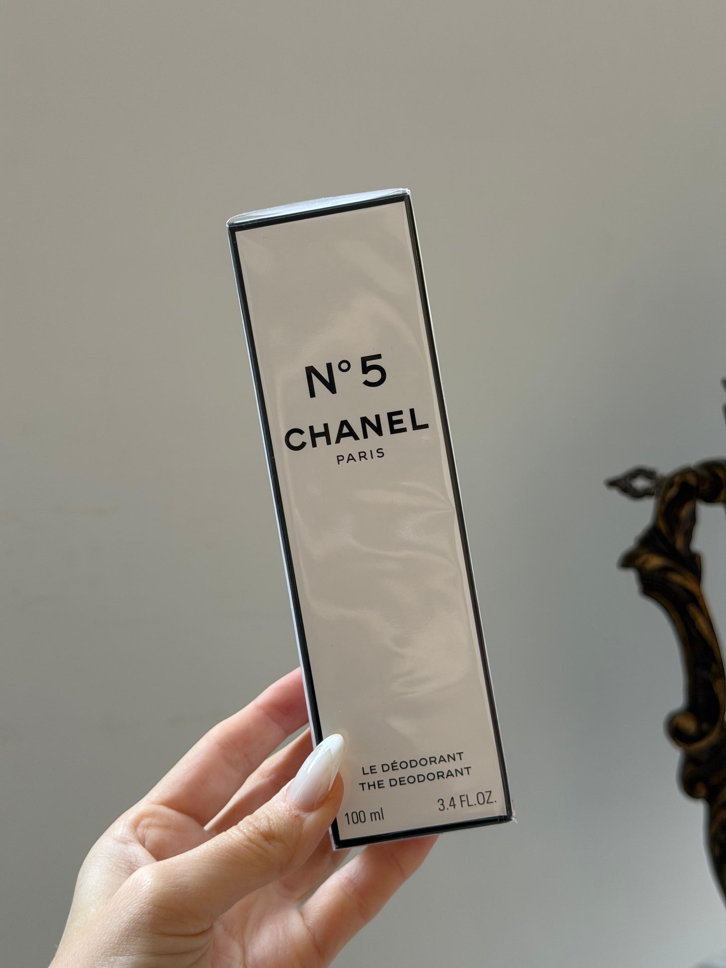 CHANEL N°5
The Deodorant