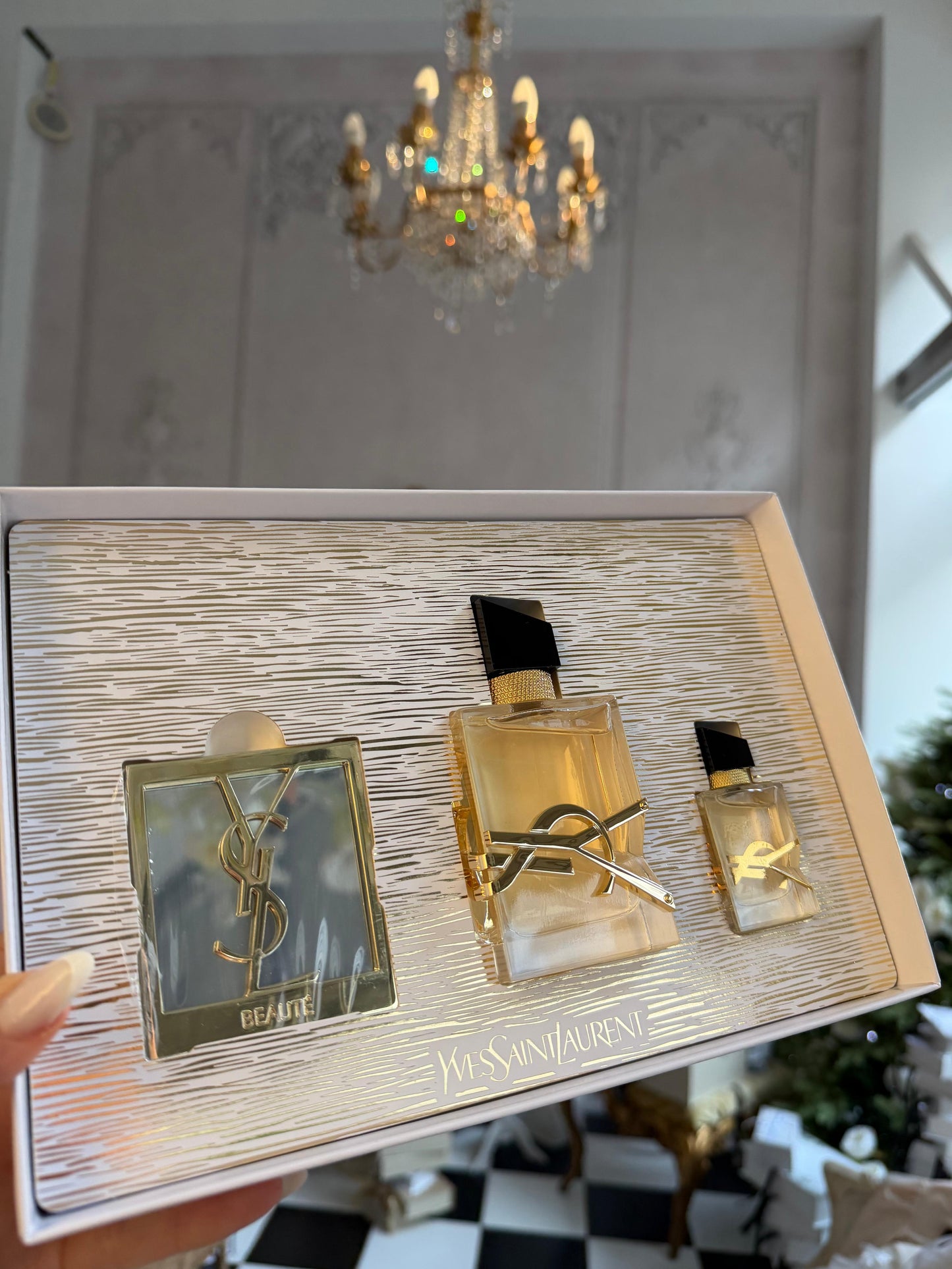 YSL Libre Eau De Parfum Mirror Gift Set