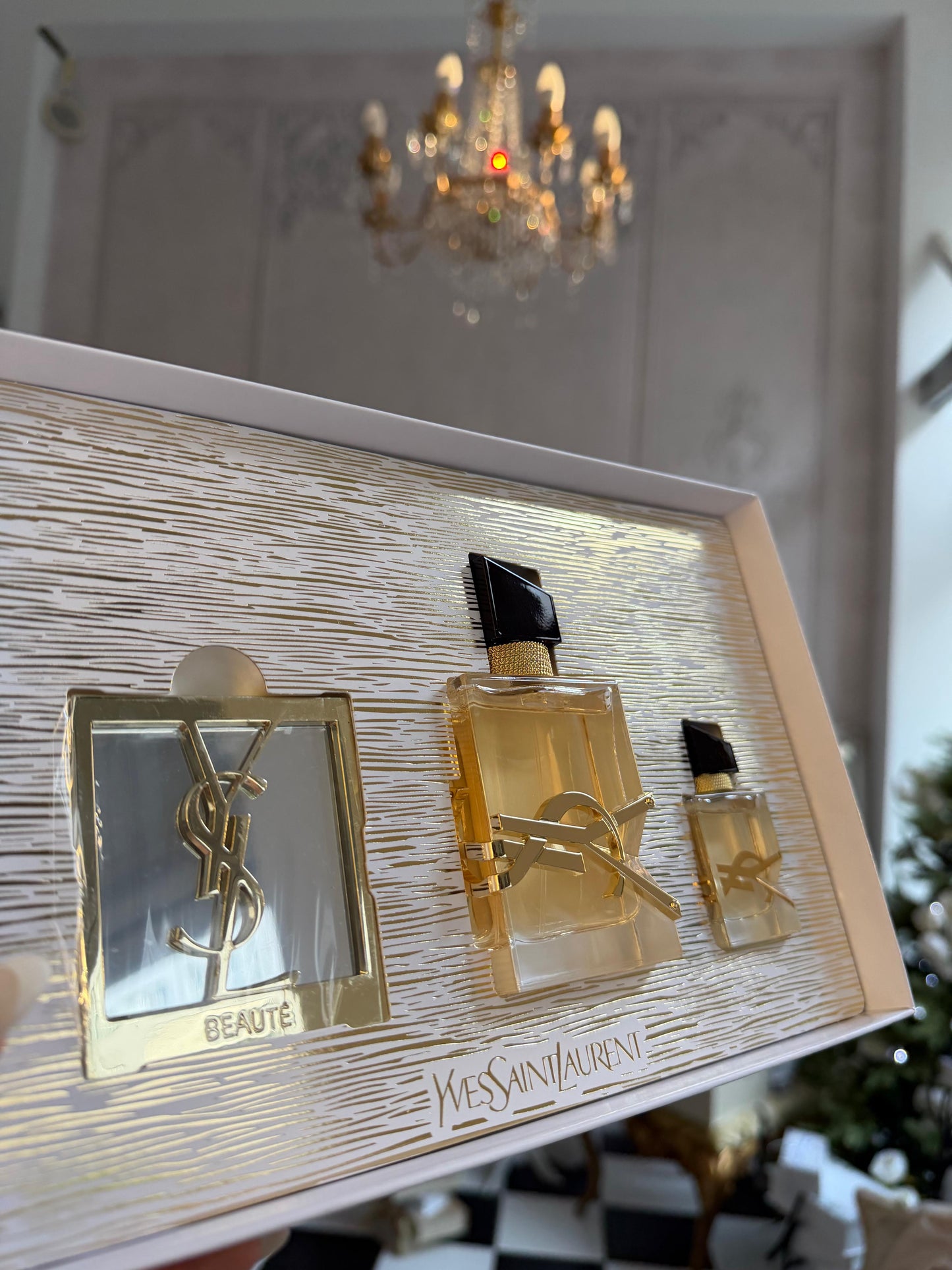 YSL Libre Eau De Parfum Mirror Gift Set