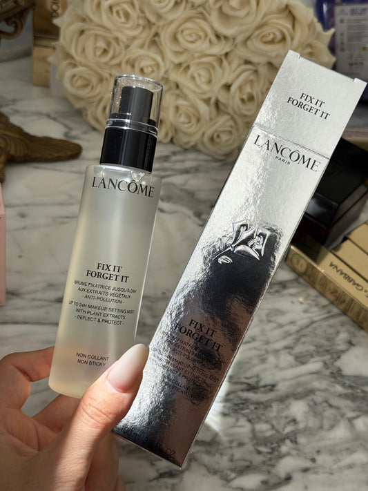 LANCÔME Fix It Forget It Makeup Setting Spray
Hydrating & 24H Makeup Extending
