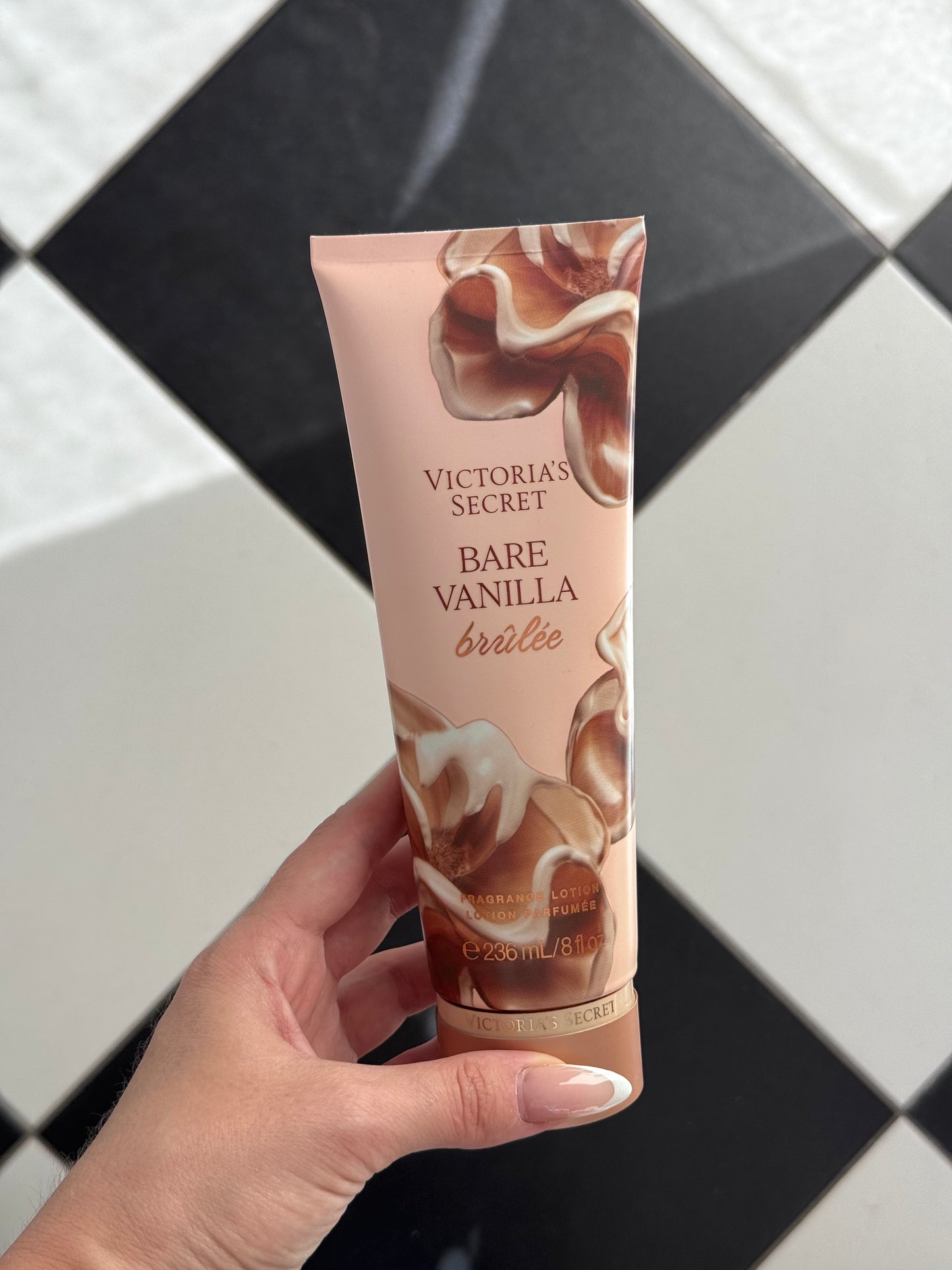 VICTORIA’S SECRET
Bare Vanilla Brûlée 
Fragrance Lotion