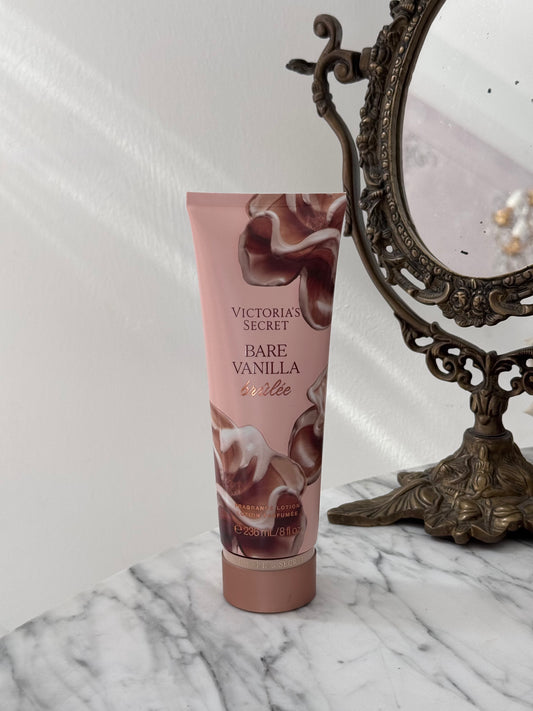 VICTORIA’S SECRET
Bare Vanilla Brûlée 
Fragrance Lotion