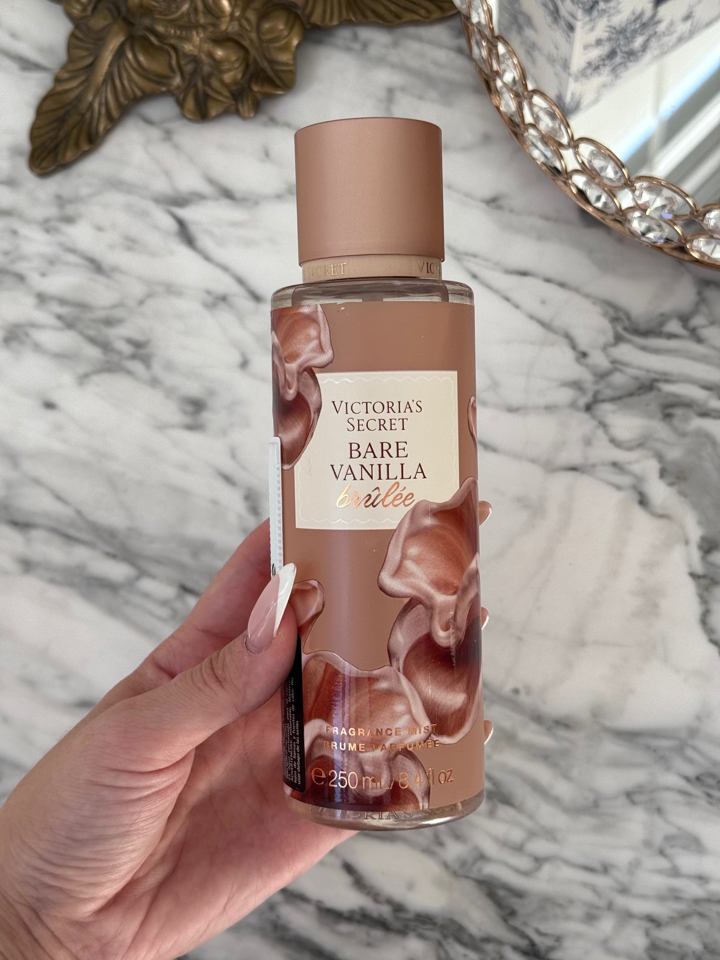 VICTORIA’S SECRET
Bare Vanilla Brûlée 
Fragrance Mist