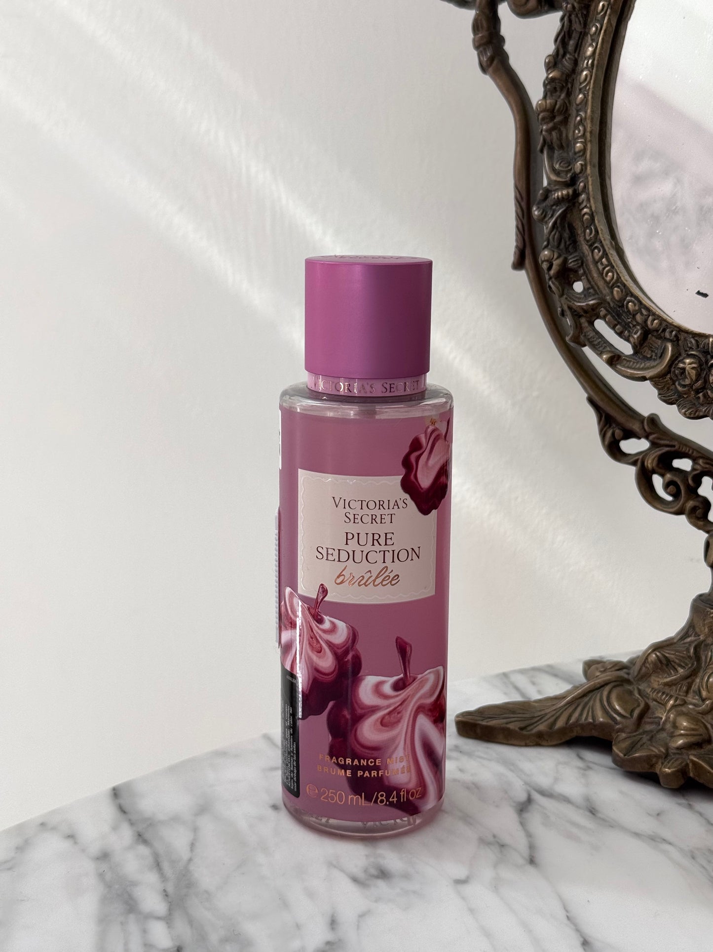 VICTORIA’S SECRET Pure Seduction Brûlée 
Fragrance Mist