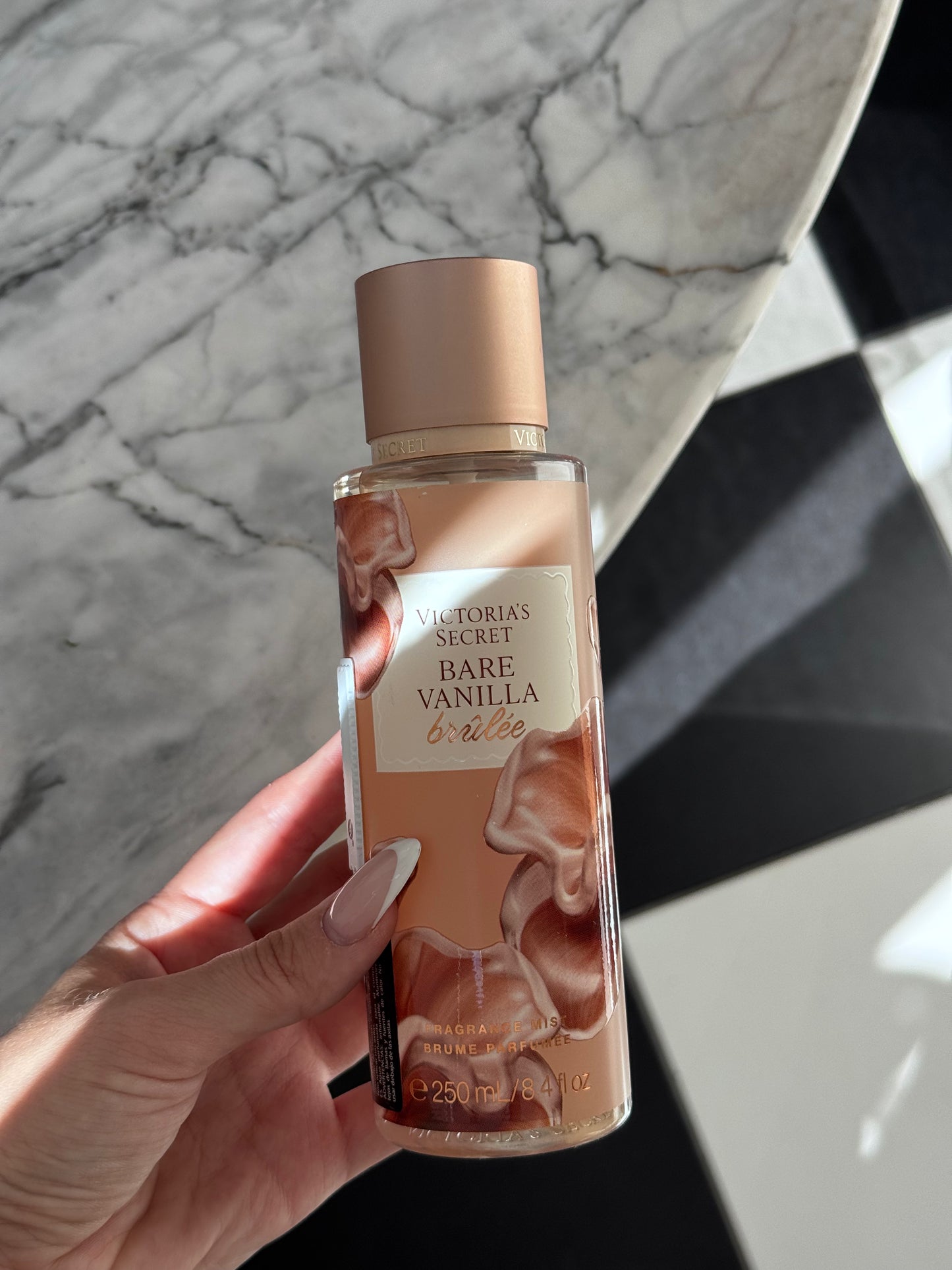 VICTORIA’S SECRET
Bare Vanilla Brûlée 
Fragrance Mist