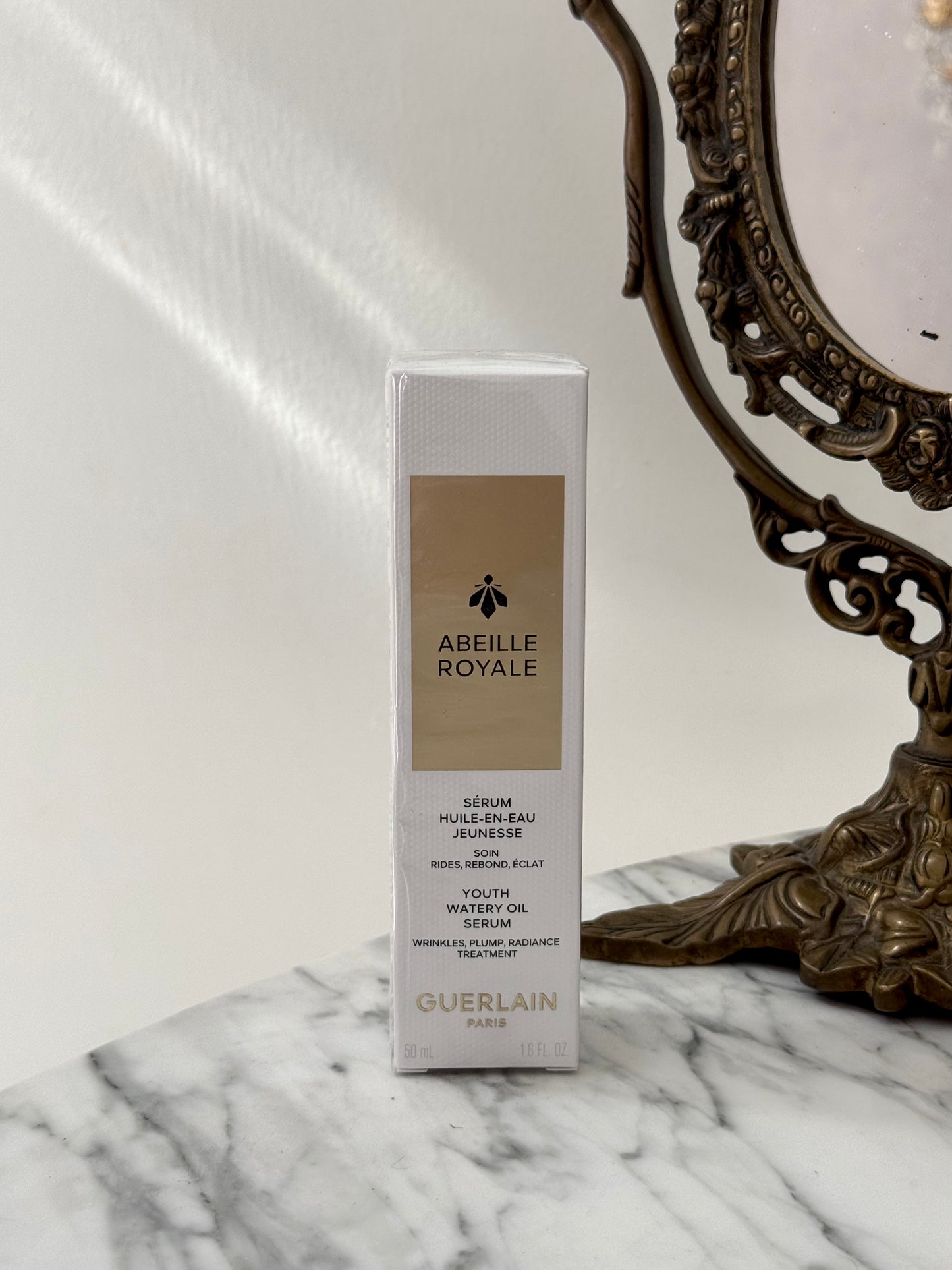 GUERLAIN Abeille Royale
Youth Watery Oil Serum
Replumps, Smoothes, Illuminates
All Skin Types, Even Sensitive