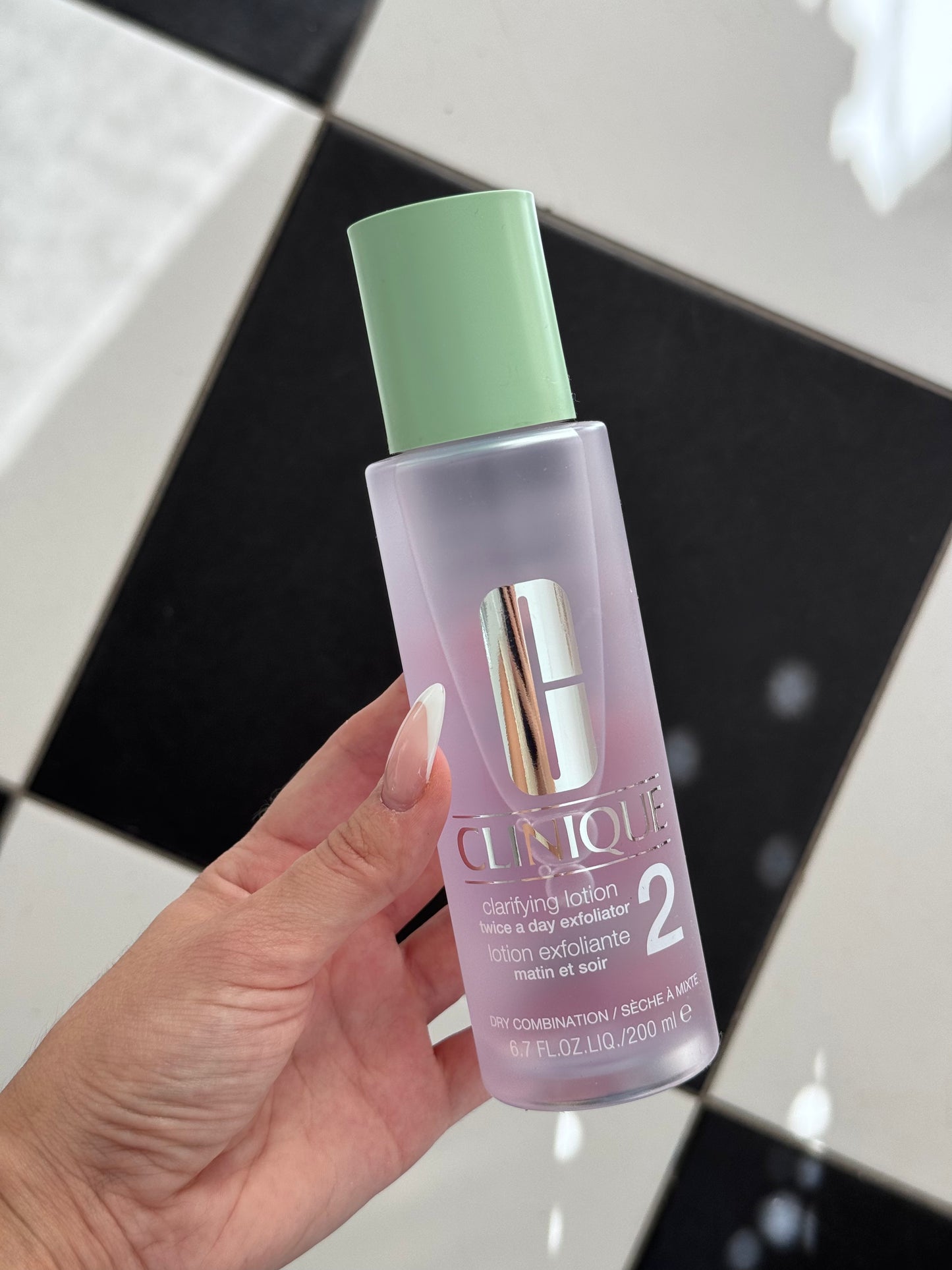 CLINIQUE Clarifying Lotion 2 - Twice A Day Exfoliator For Dry To Combination Skin