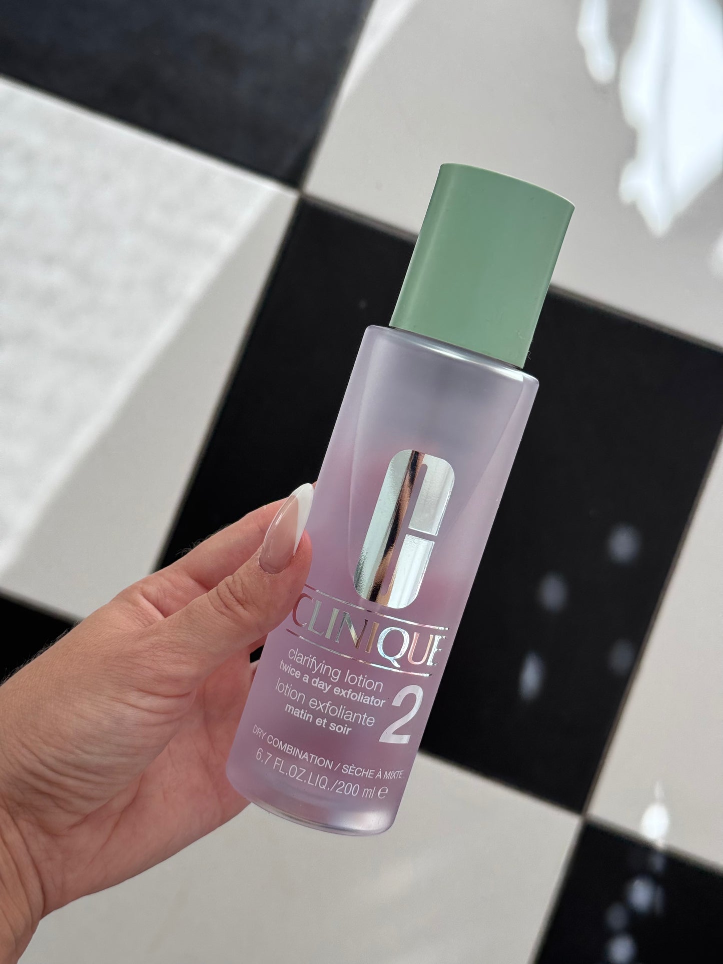 CLINIQUE Clarifying Lotion 2 - Twice A Day Exfoliator For Dry To Combination Skin