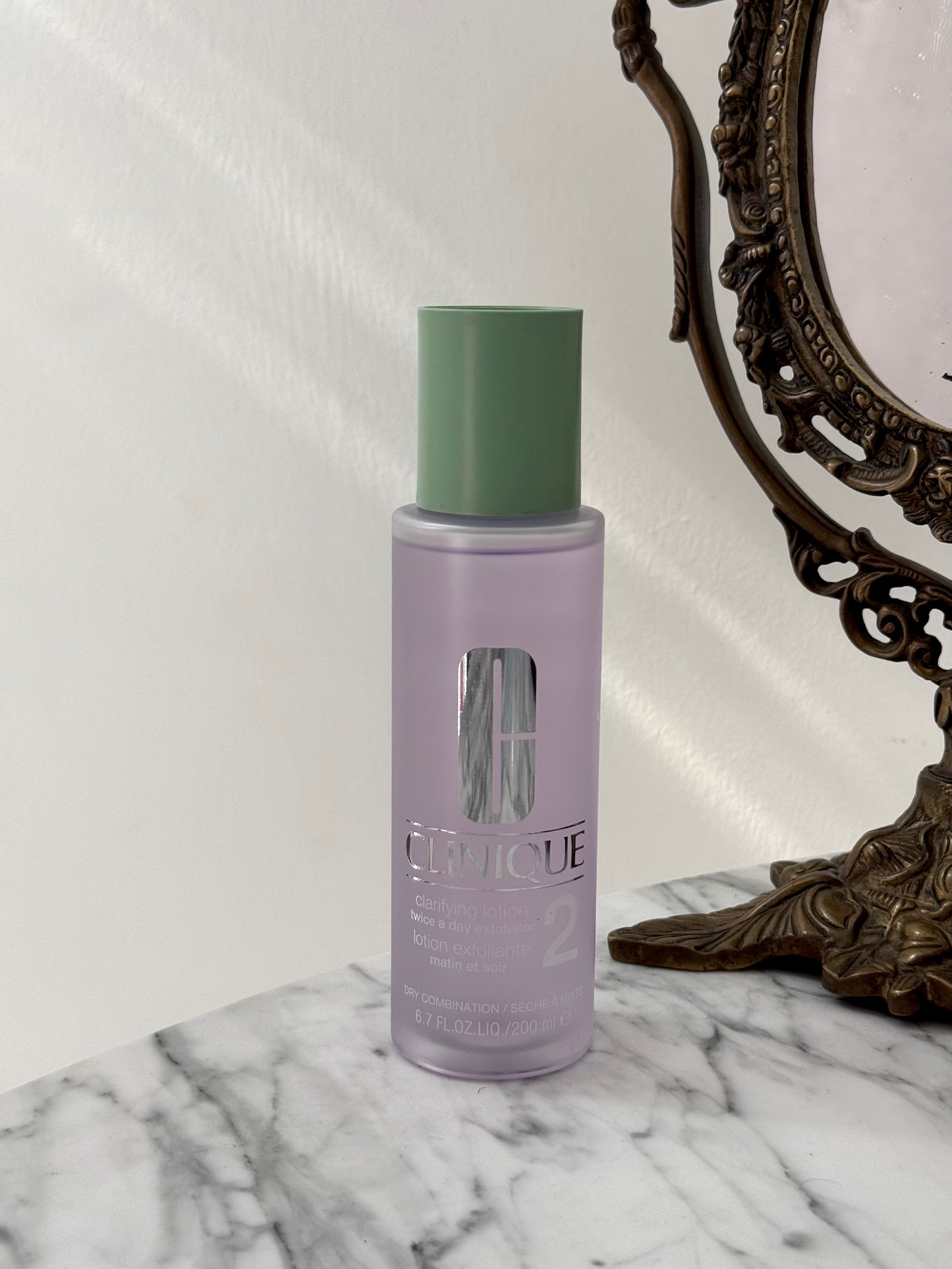 CLINIQUE Clarifying Lotion 2 - Twice A Day Exfoliator For Dry To Combination Skin
